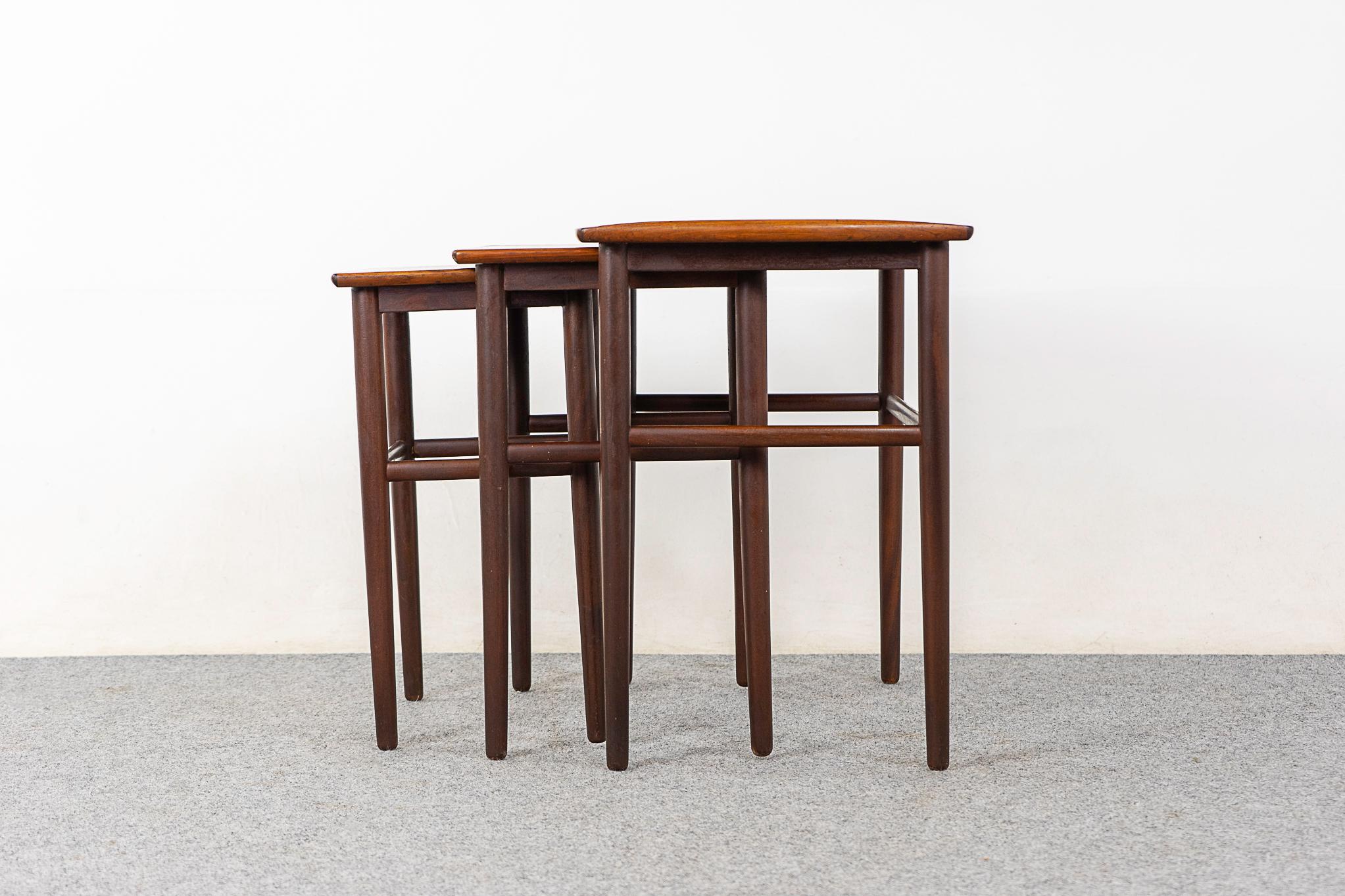 Danish Modern Rosewood Nesting Tables  For Sale 4
