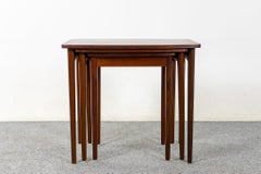 Dänische Modern Rosewood Nesting Tables