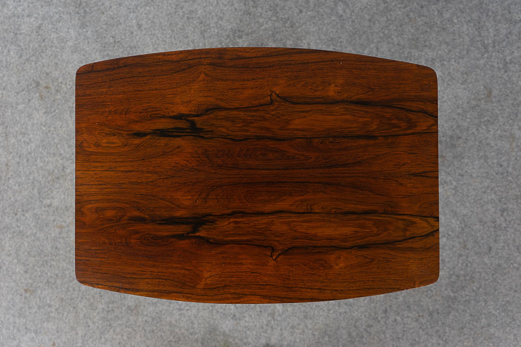 Veneer Danish Modern Rosewood Nesting Tables For Sale