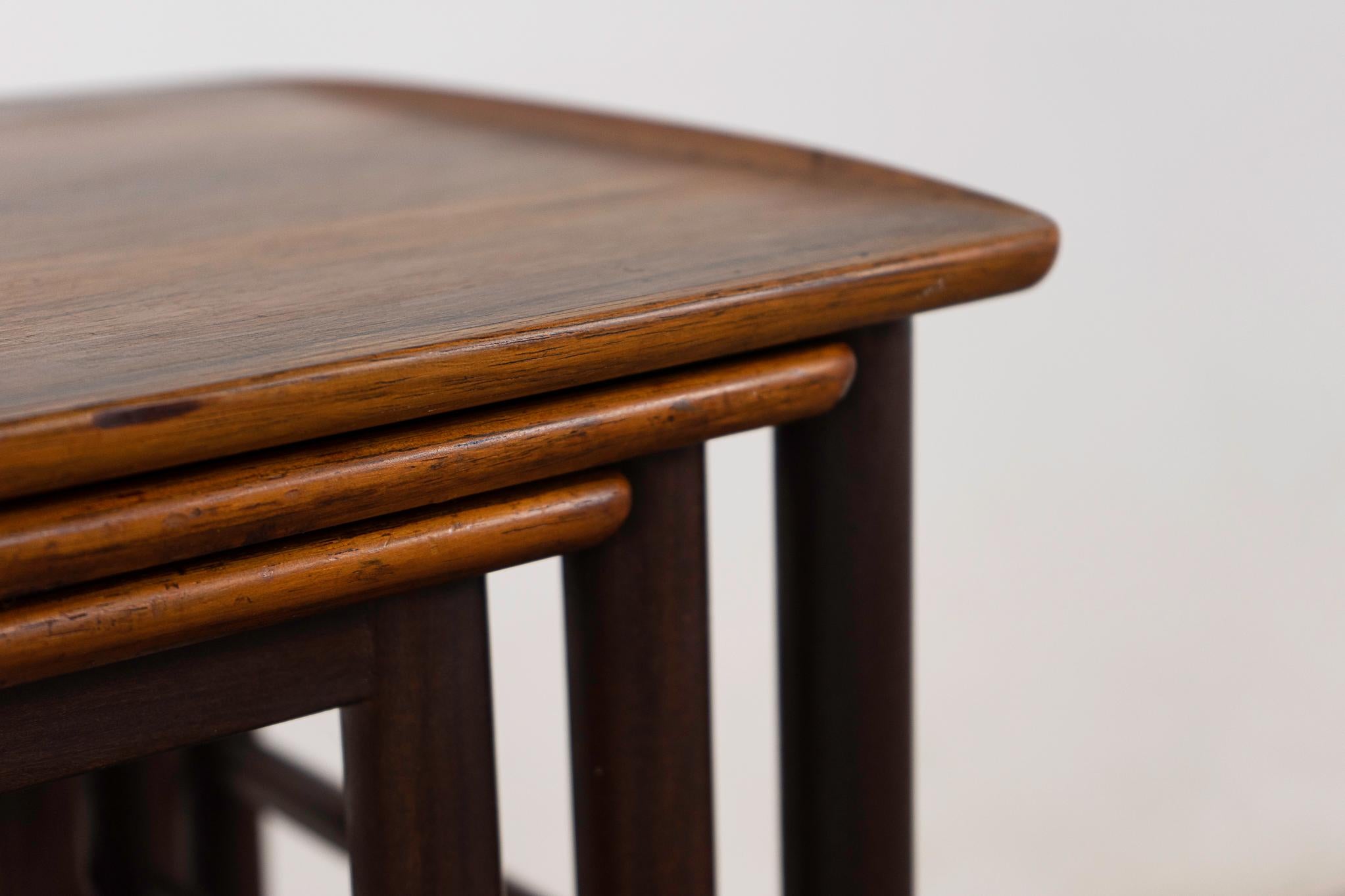 Veneer Danish Modern Rosewood Nesting Tables  For Sale