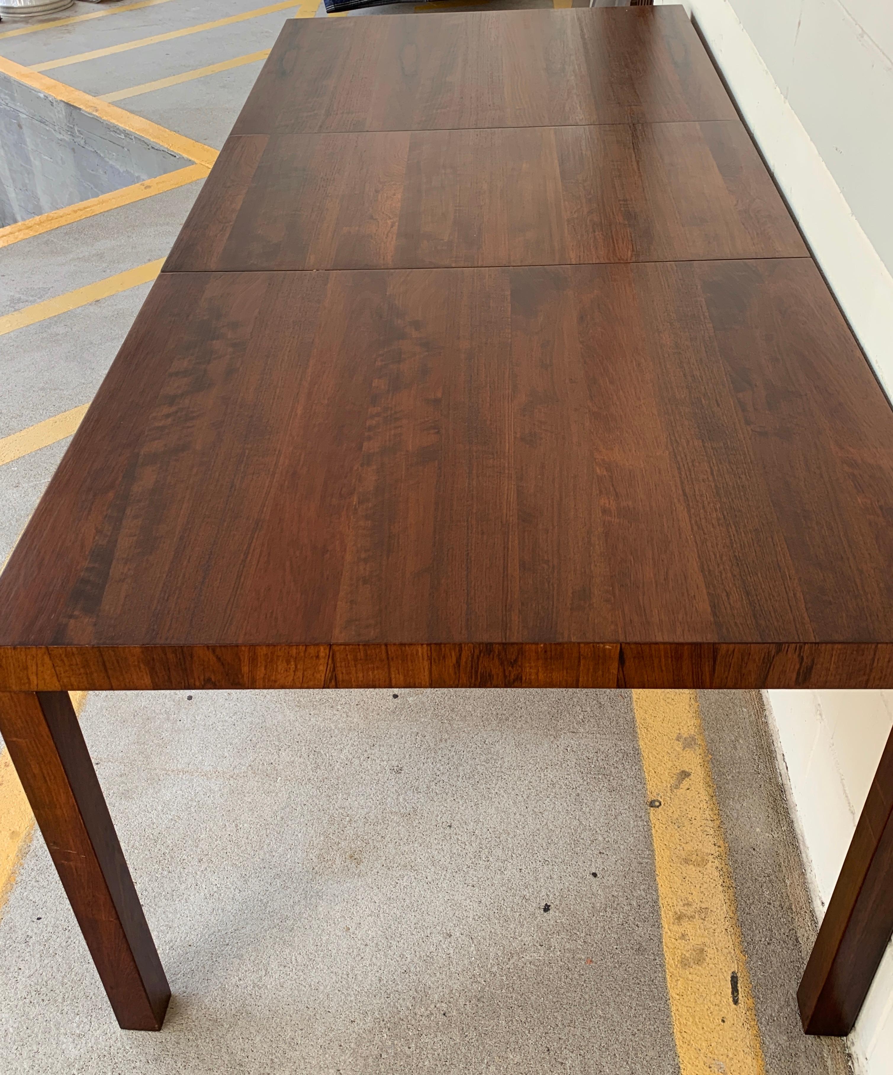 20th Century Danish Modern Rosewood Parsons Dining Room Table For Sale