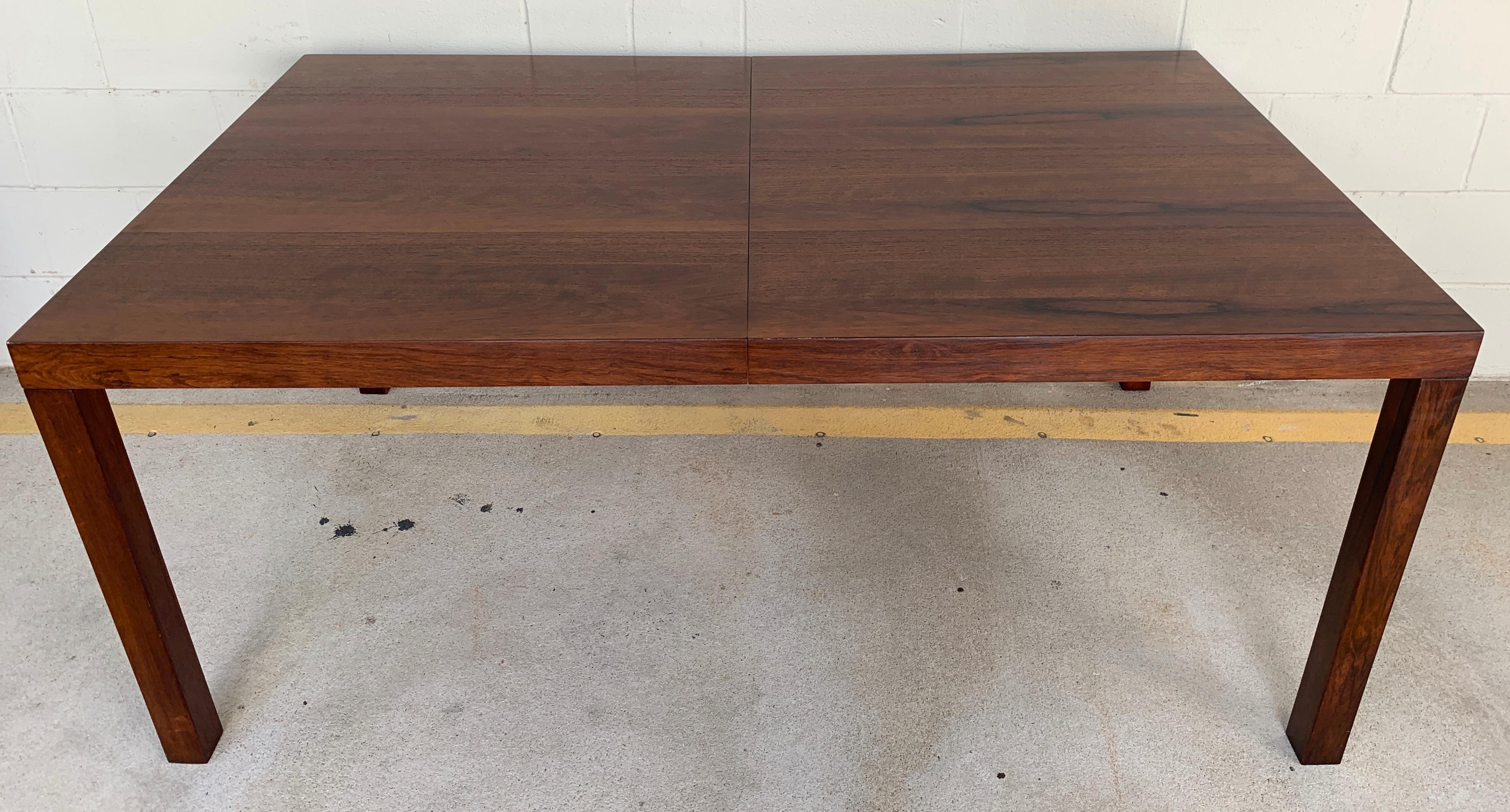 Danish Modern Rosewood Parsons Dining Room Table For Sale 2