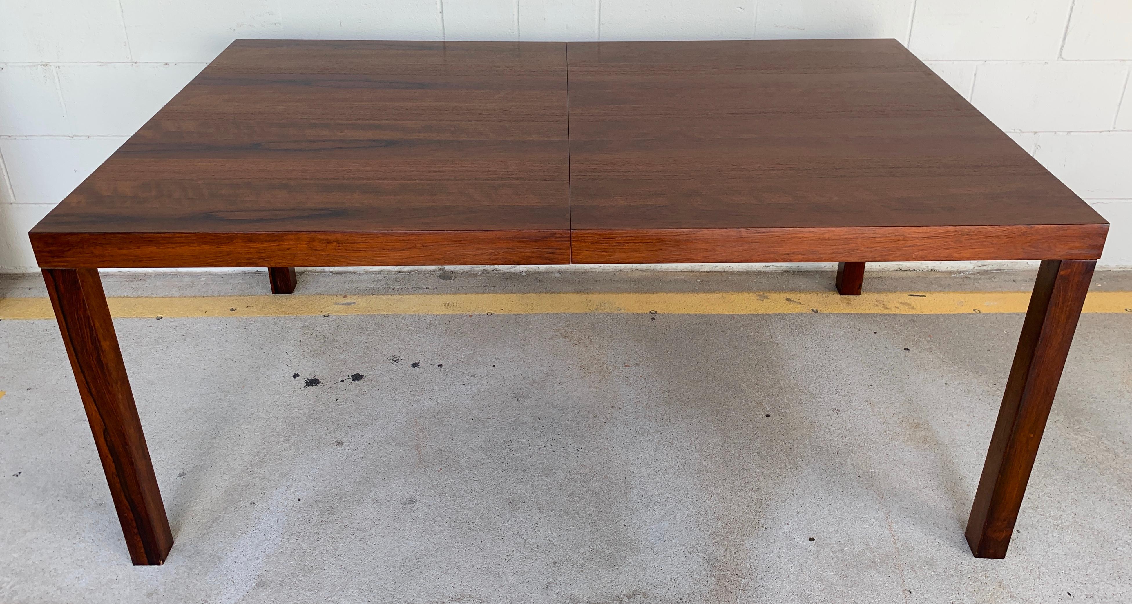 Danish Modern Rosewood Parsons Dining Room Table For Sale 4