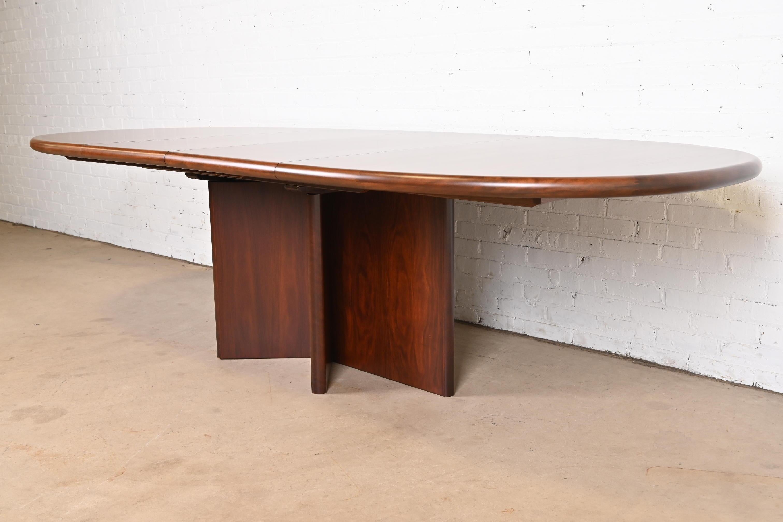Mid-20th Century Danish Modern Rosewood Pedestal Dining Table by Ansager Mobler, Newly Refinished