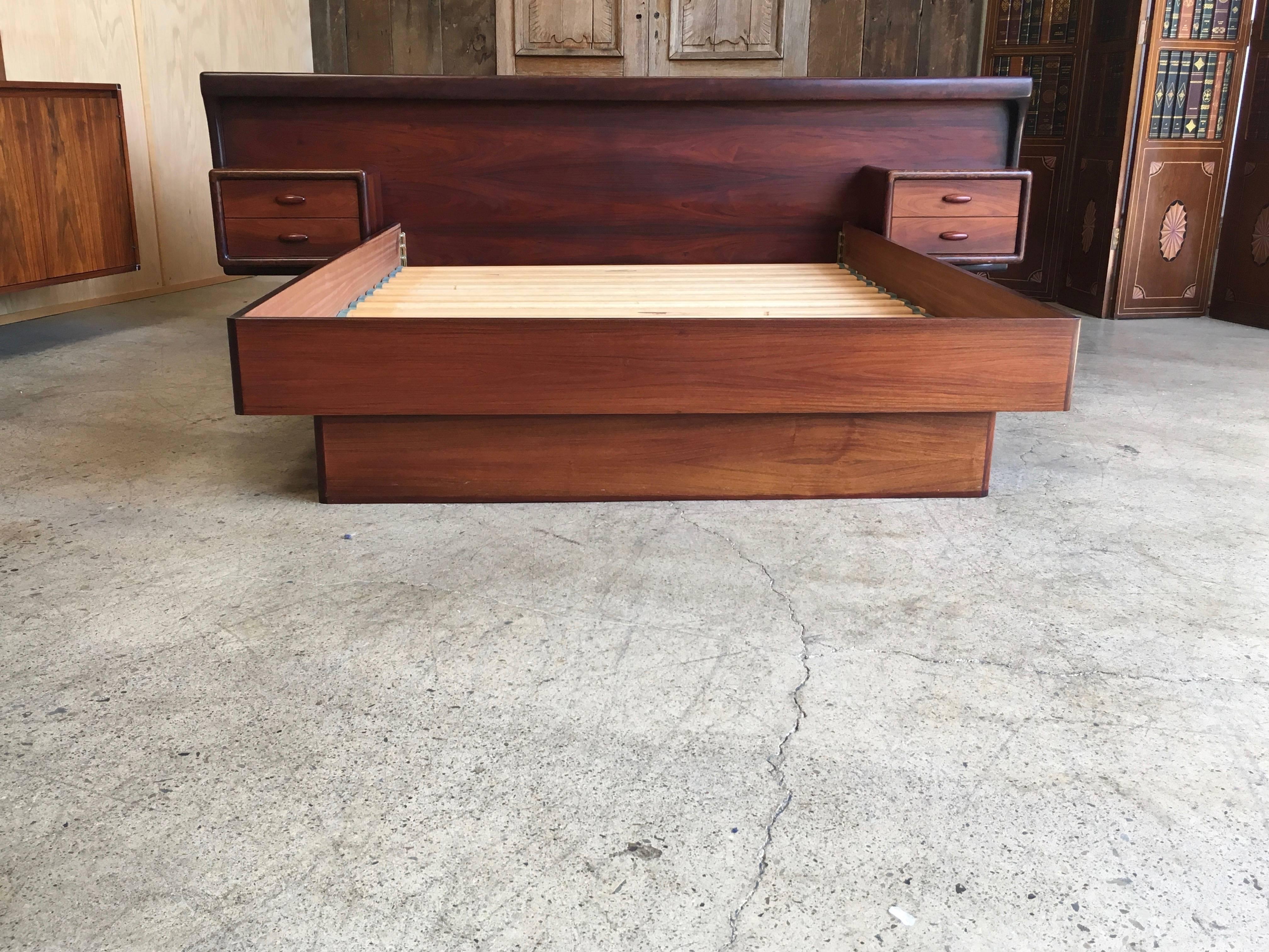 Danish Modern Rosewood Queen Size Bed with Floating Nightstands 6