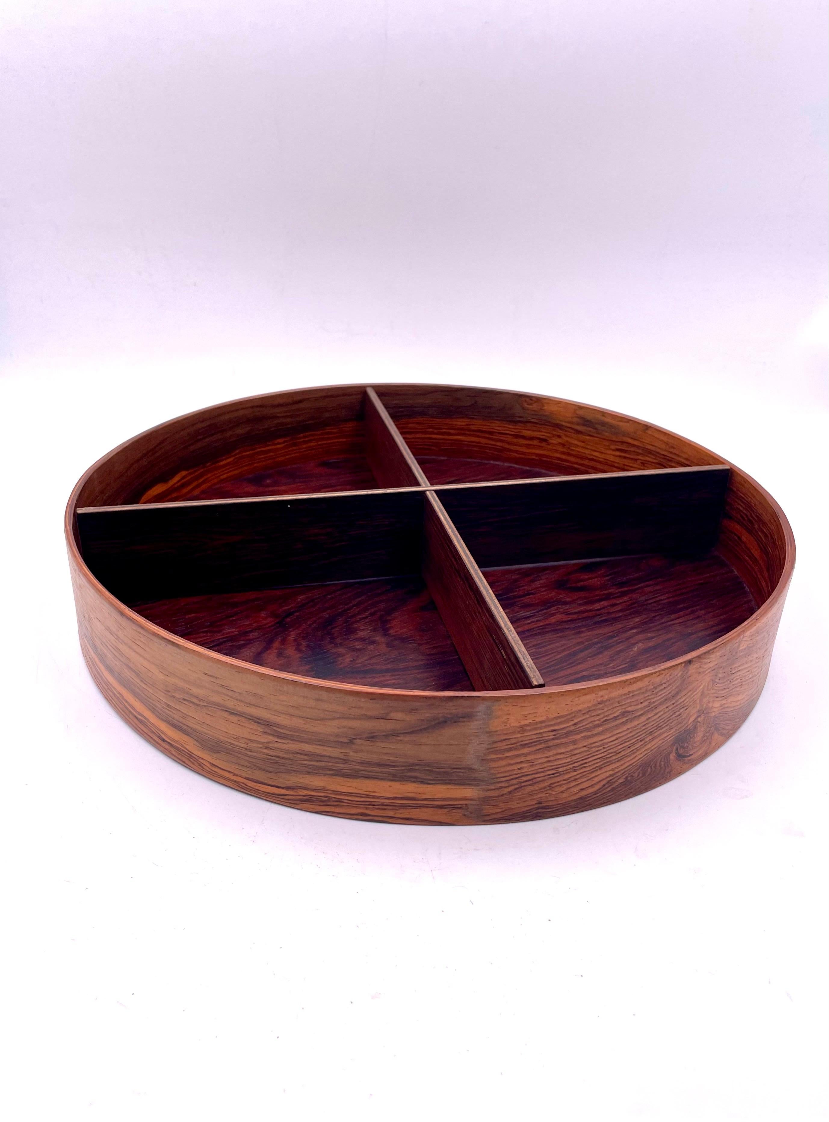 Beautiful round serving tray with removable dividers, circa 1960's elegant and functional.