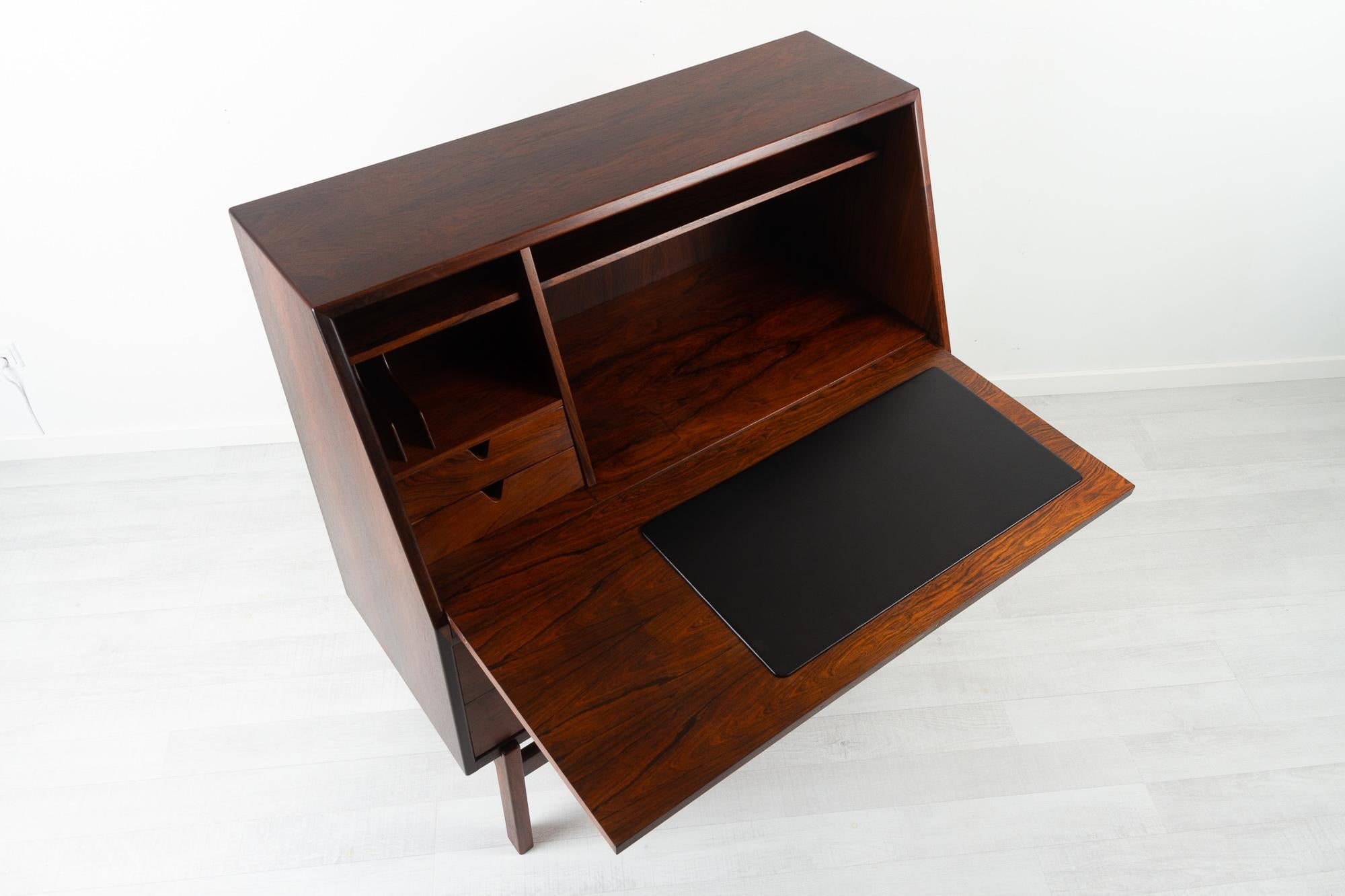 Danish Modern Rosewood Secretary Desk by Arne Wahl Iversen, 1960s In Good Condition In Asaa, DK