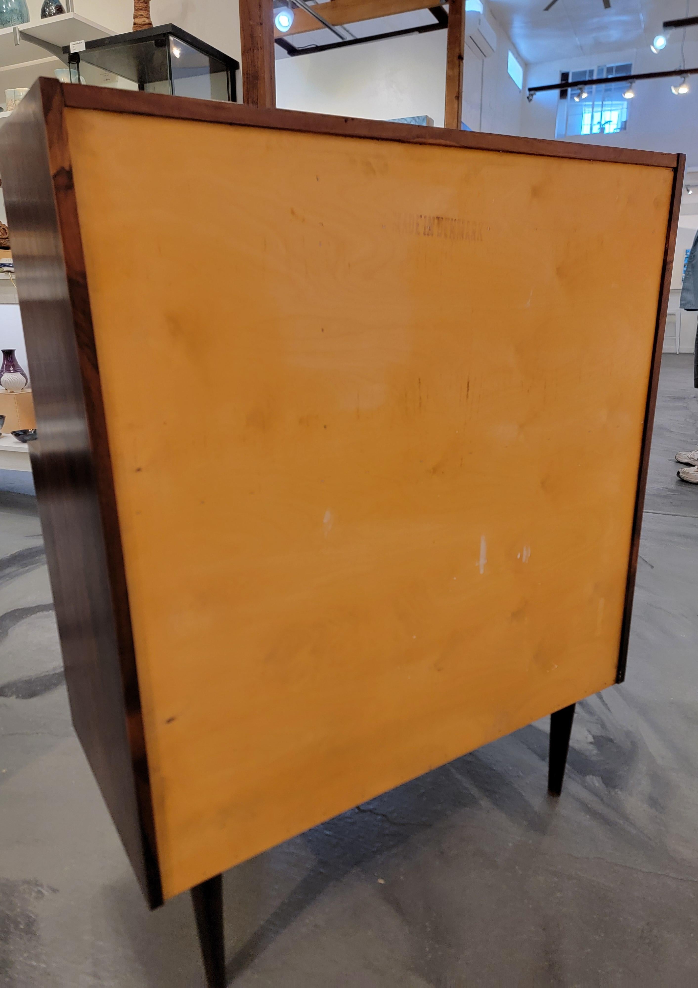 Secrétaire moderne danois en bois de rose en vente 6