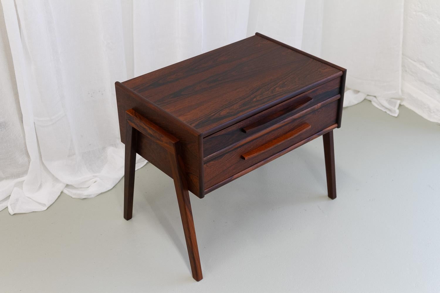 Danish Modern Rosewood Side Table, 1960s. For Sale 7