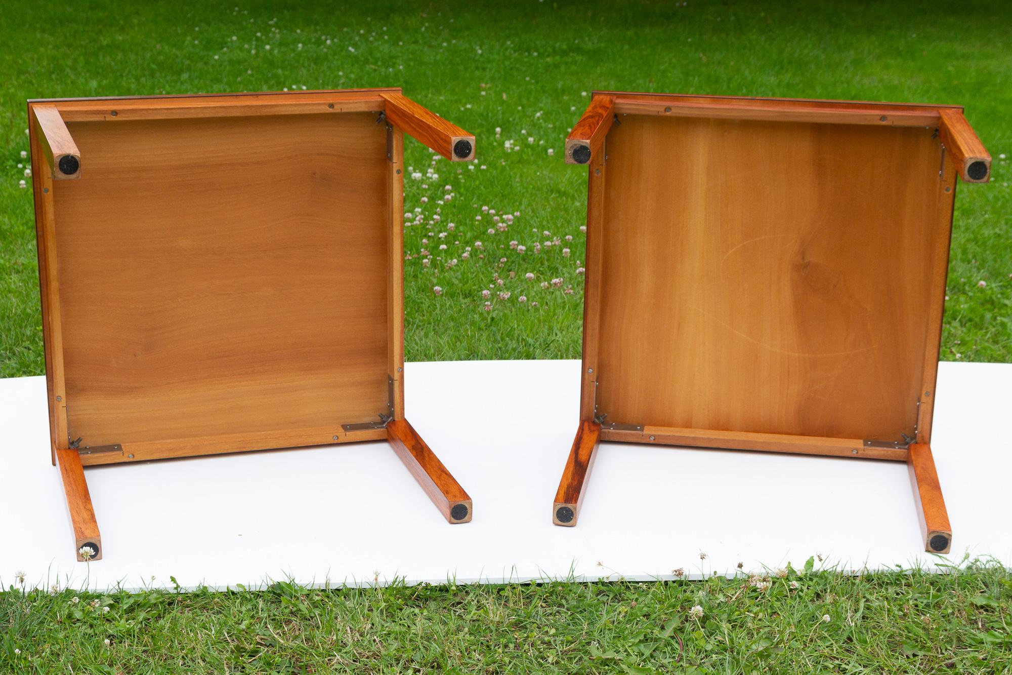 Tables d'appoint danoises modernes en bois de rose, années 1960, lot de 2 en vente 10