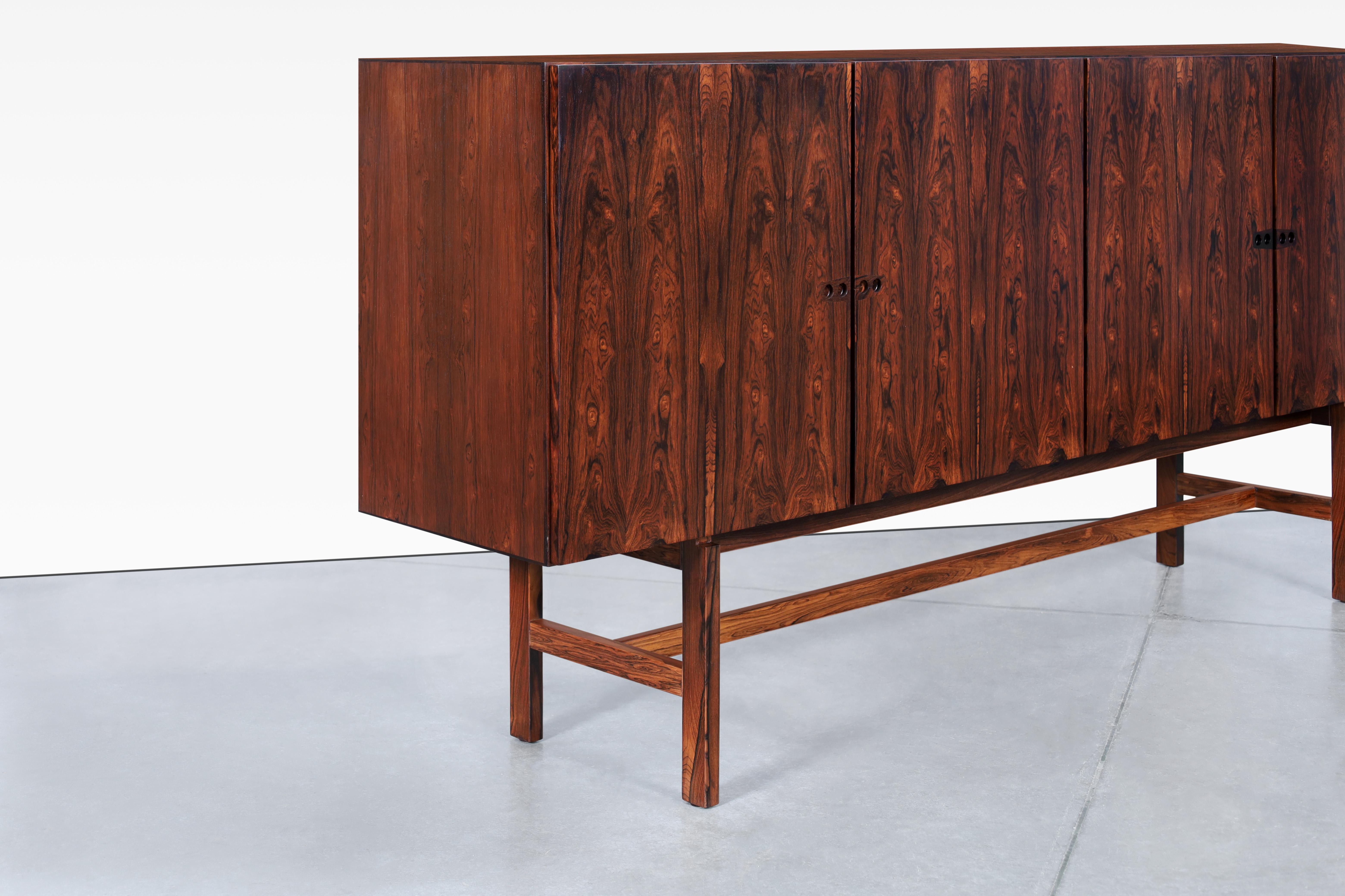 Danish Modern Rosewood Sideboard Attributed to Ib Kofod Larsen For Sale 1