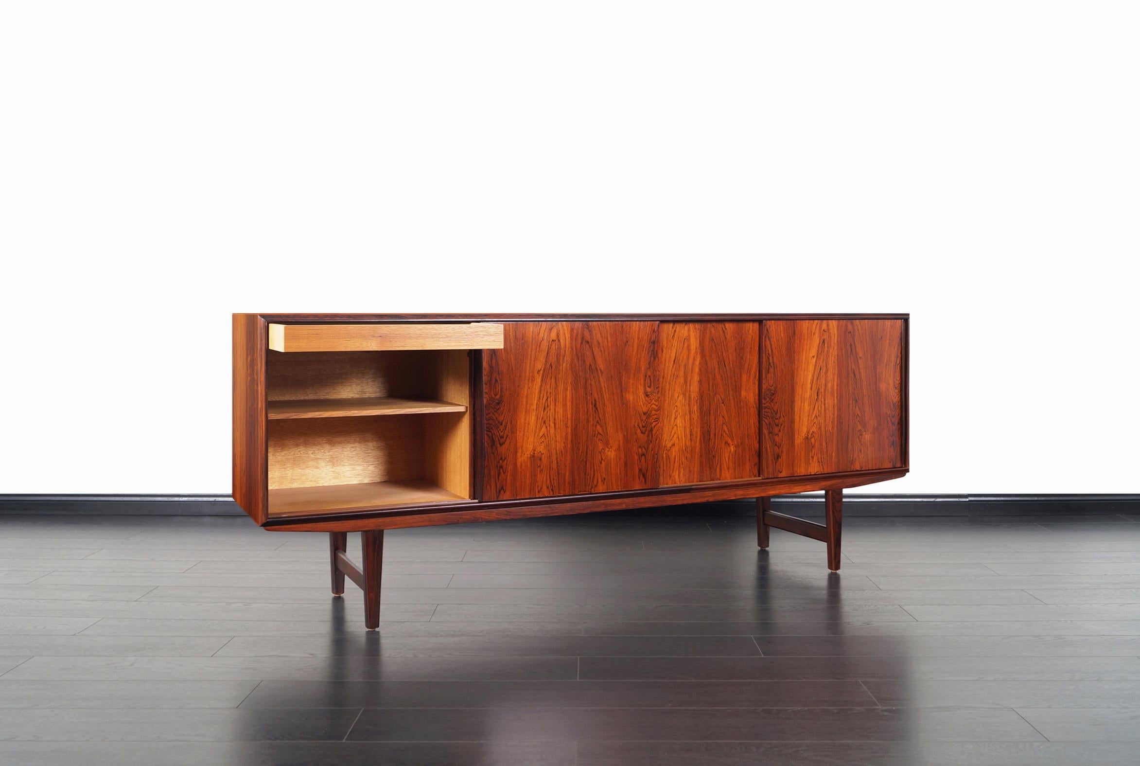 ew bach sideboard