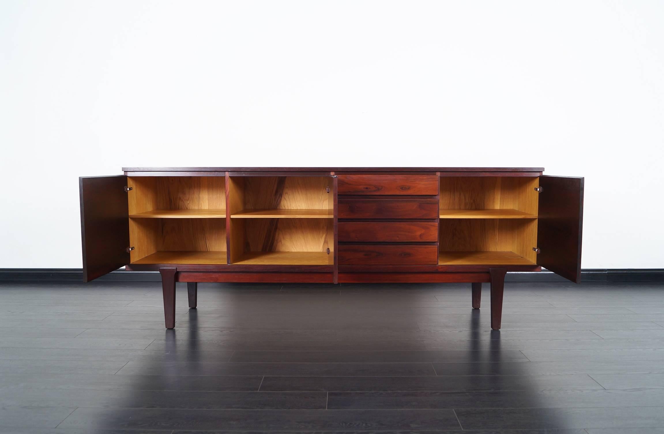 Danish Modern Rosewood Sideboard In Good Condition In North Hollywood, CA