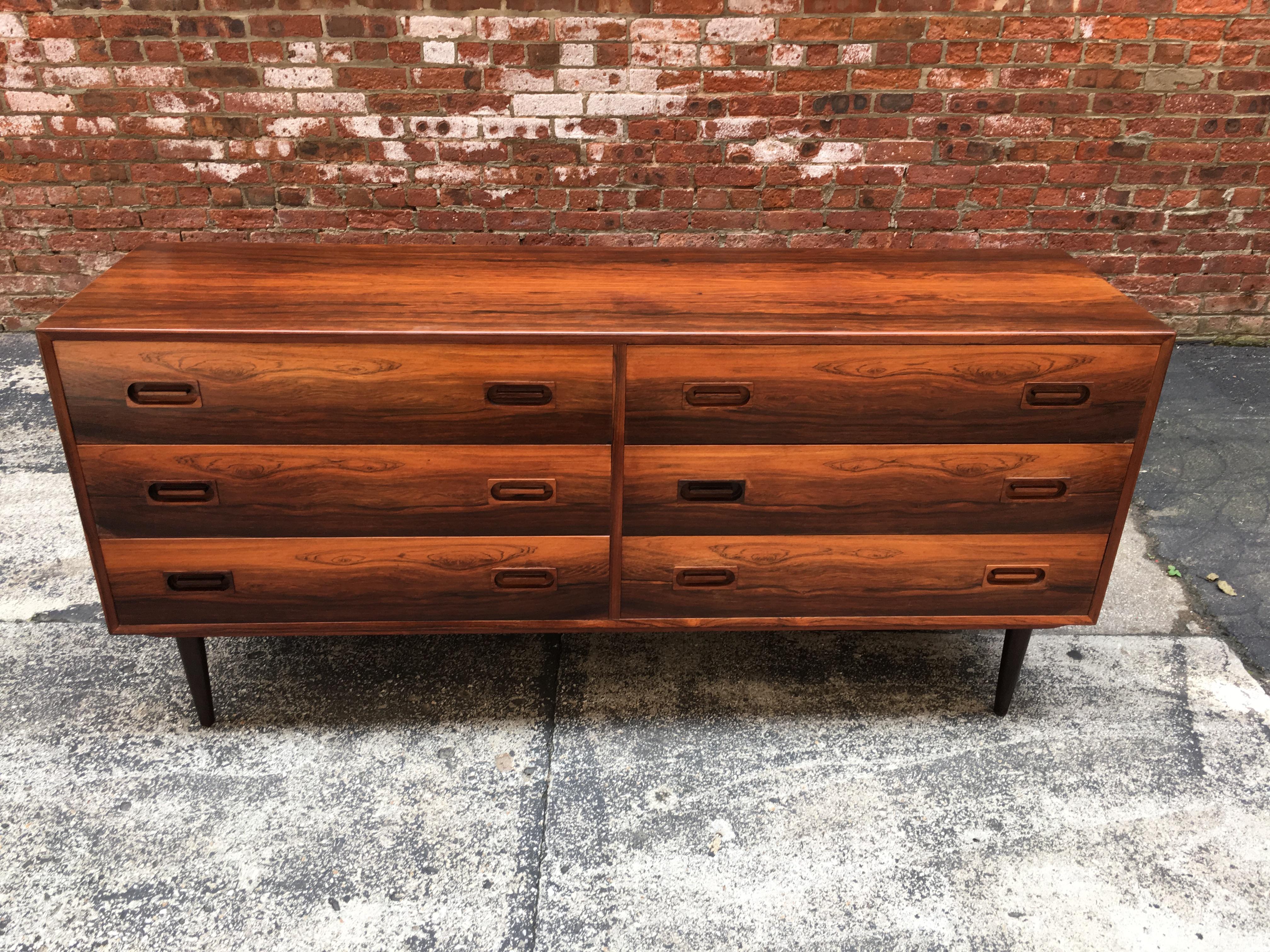 Danish Modern Rosewood Six-Drawer Dresser In Good Condition In Garnerville, NY