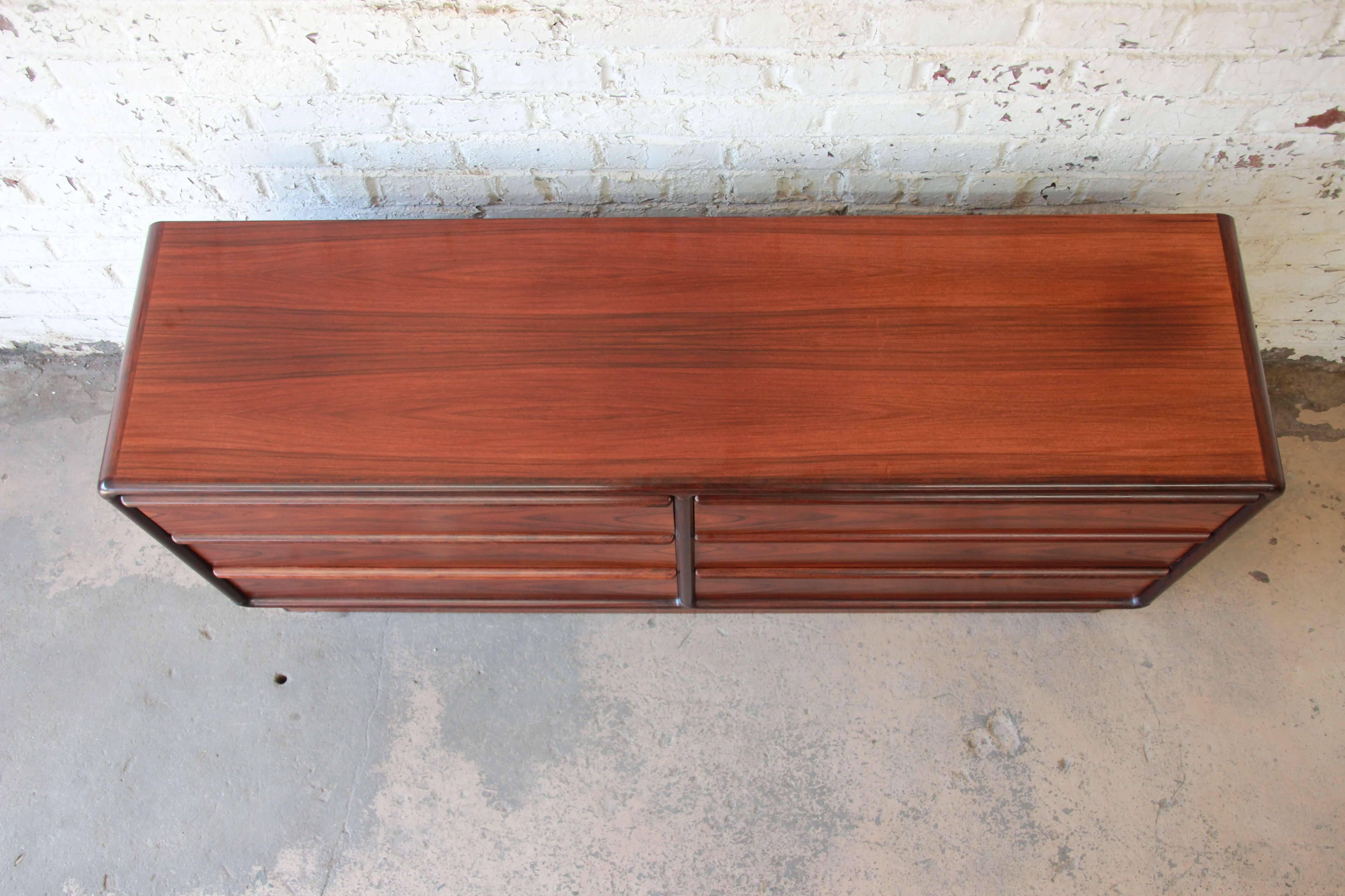 Mid-20th Century Danish Modern Rosewood Six-Drawer Dresser of Credenza by Brouer