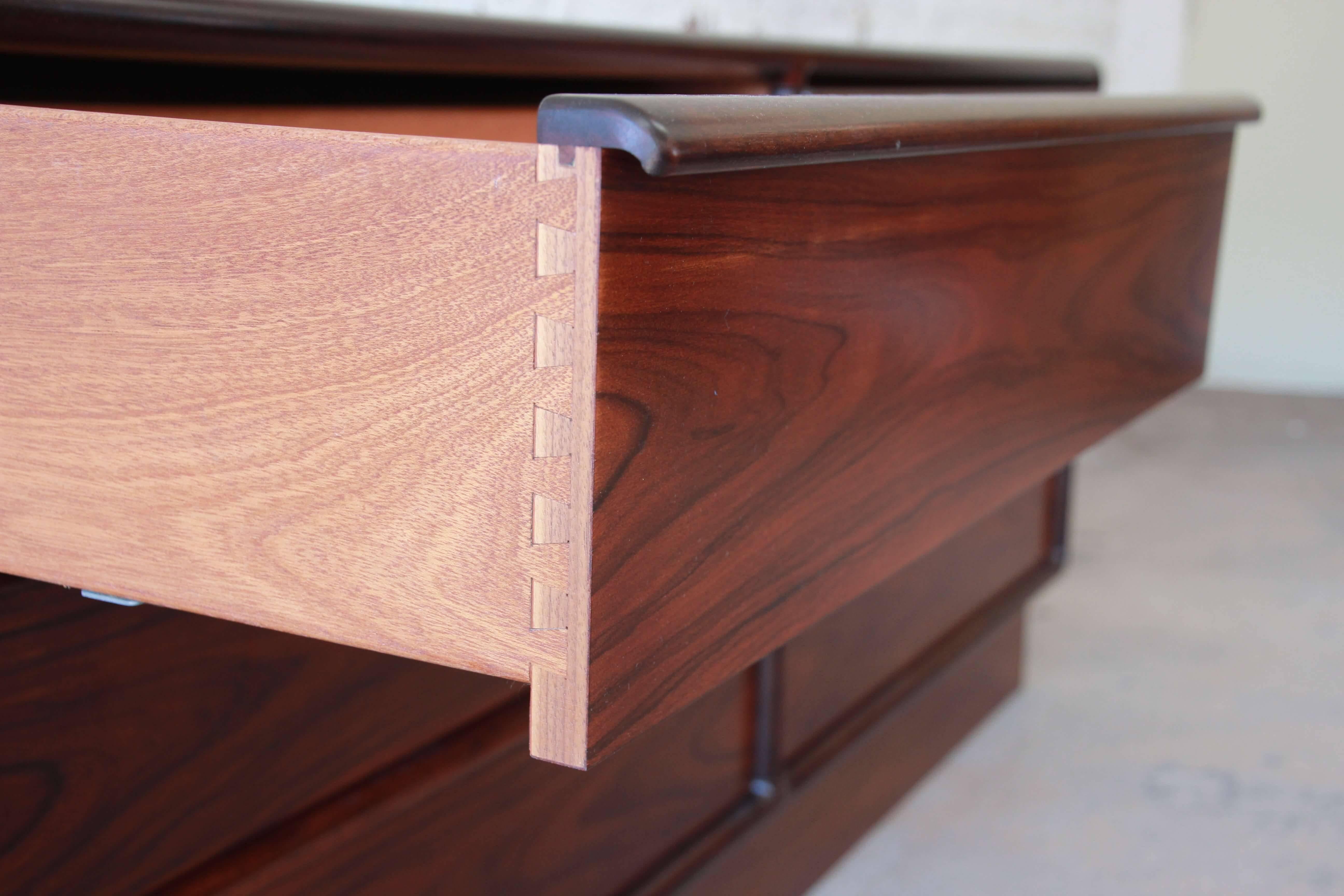 Danish Modern Rosewood Six-Drawer Dresser of Credenza by Brouer 3