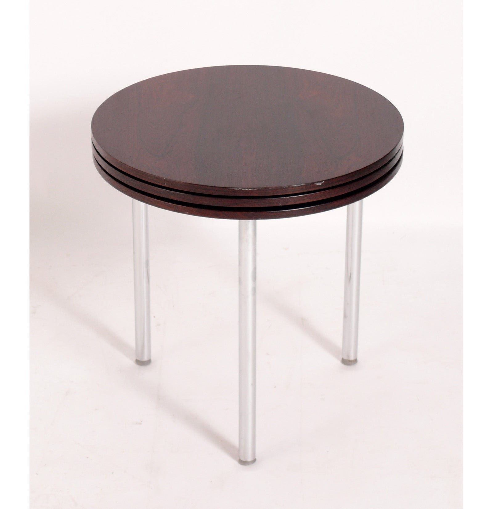 Tables empilables danoises modernes en palissandre, conçues par Poul Norreklit pour E. Pedersen, Danemark, vers les années 1960. La conception ingénieuse permet d'empiler trois tables dans l'espace d'une seule table !