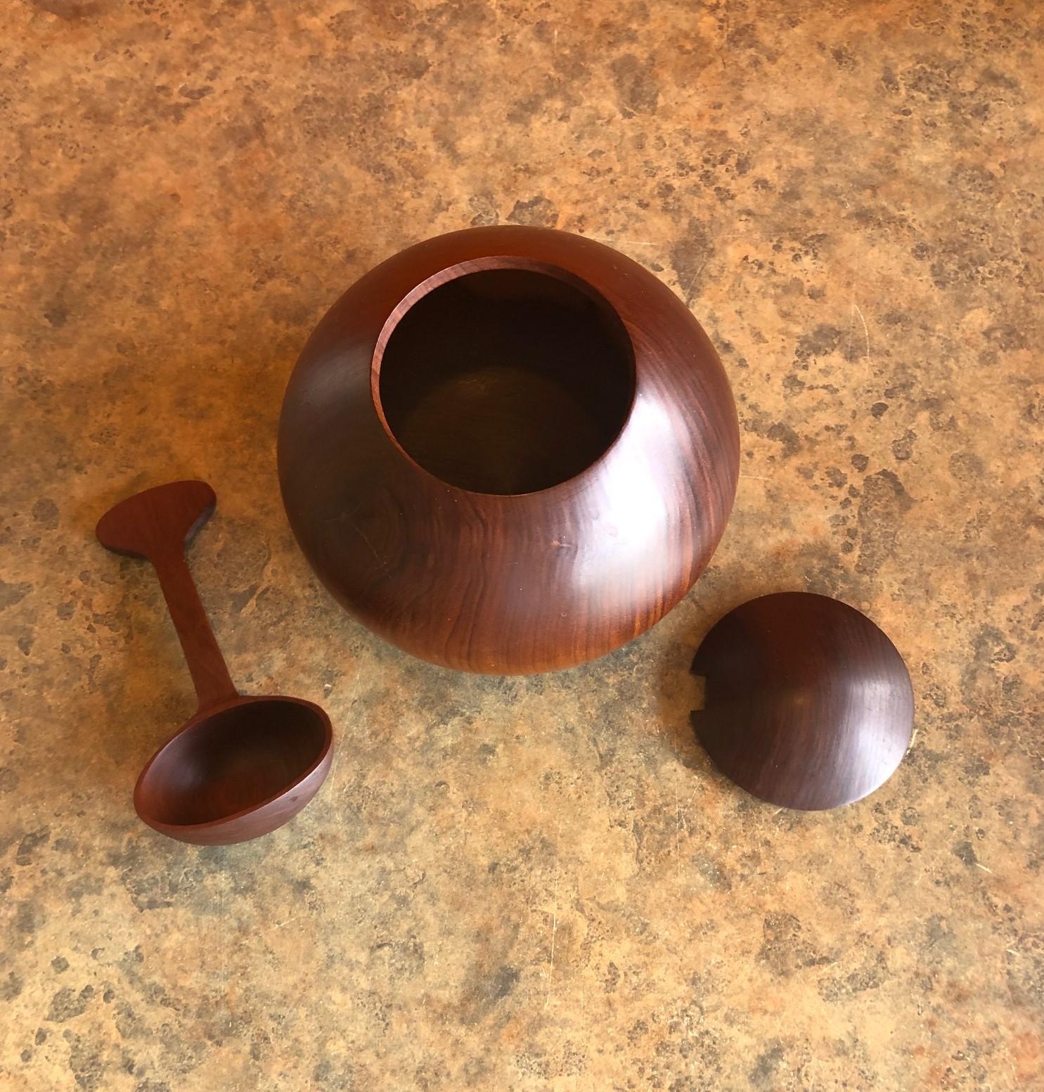 Danish Modern Rosewood Sugar Bowl with Spoon and Lid In Good Condition In San Diego, CA
