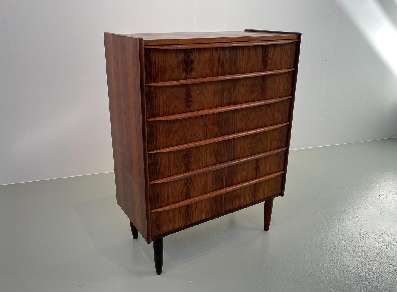 Mid-Century Modern Danish Modern Rosewood Tallboy Dresser, 1960s.