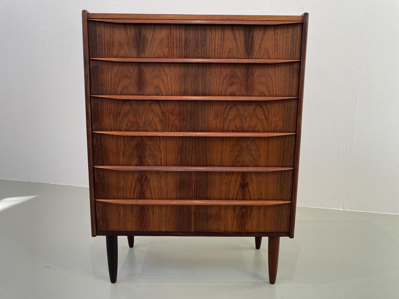 Danish Modern Rosewood Tallboy Dresser, 1960s. In Good Condition In Asaa, DK
