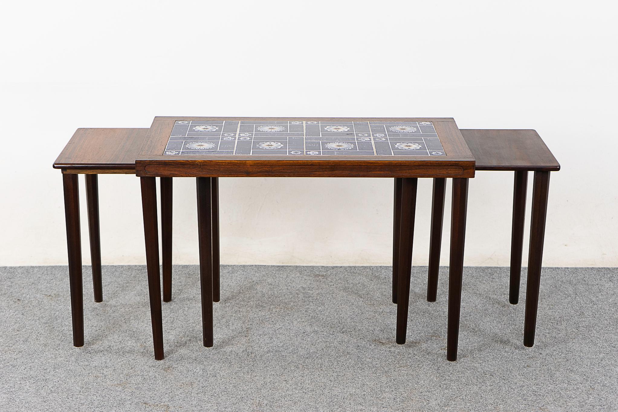 Danish Modern Rosewood & Tile Nesting Tables In Good Condition For Sale In VANCOUVER, CA
