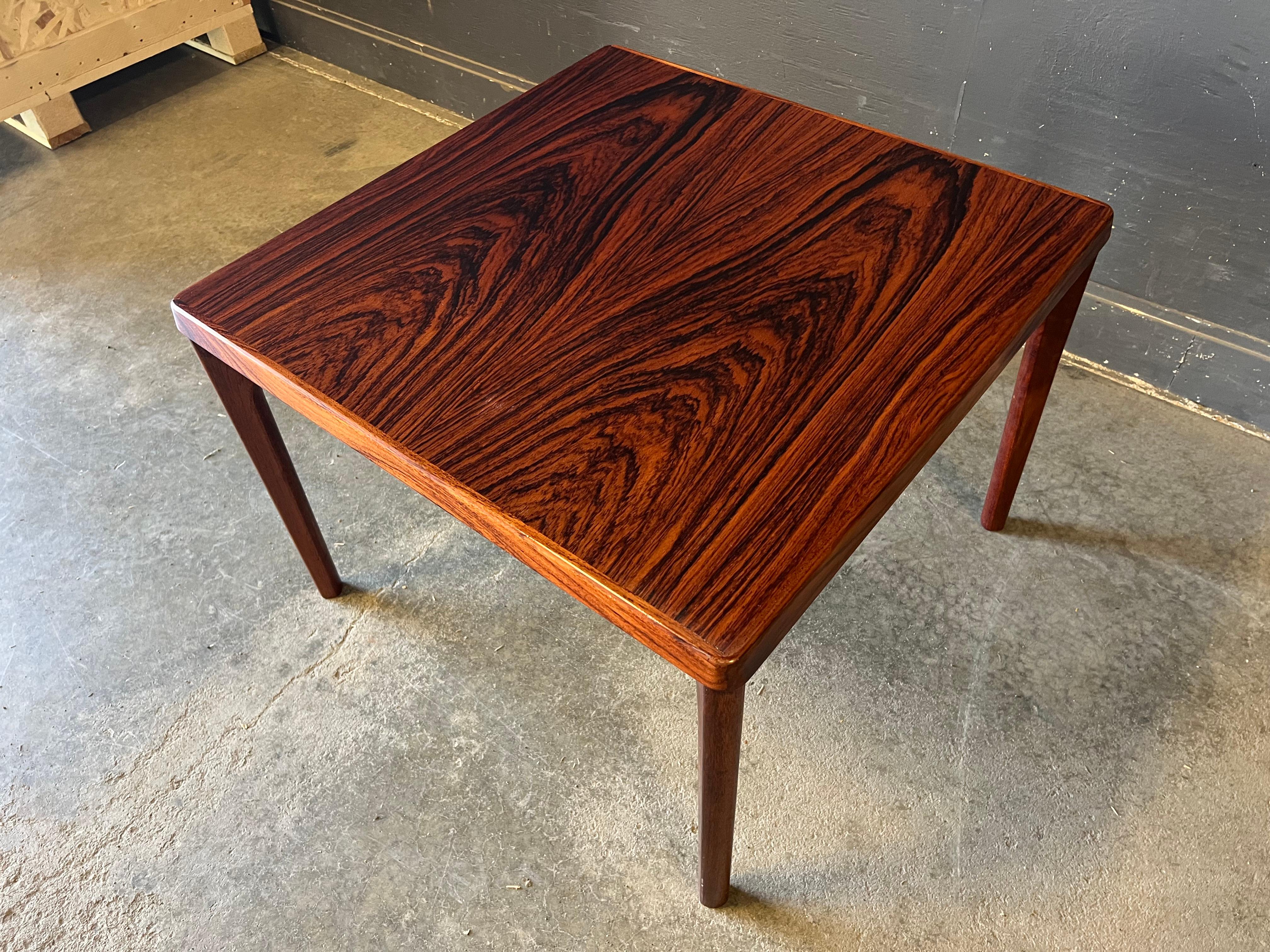 Modern danish modern rosewood vejle stole side table For Sale