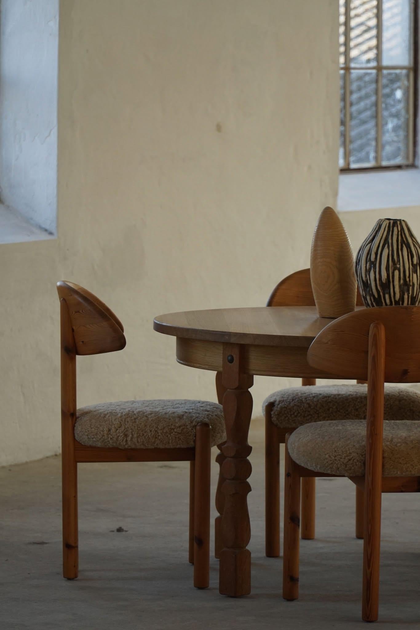 20th Century Danish Modern, Round Dining Table in Oak with 3 Extensions, Mid Century, 1960s For Sale