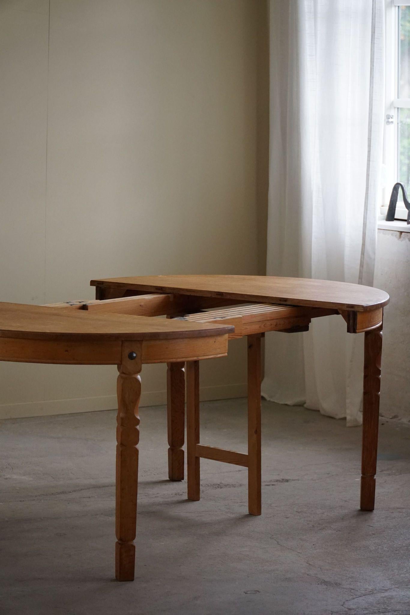 Mesa de Comedor Redonda de Roble con Extensiones, Moderna Danesa, Mediados del Siglo XX, 1960 3