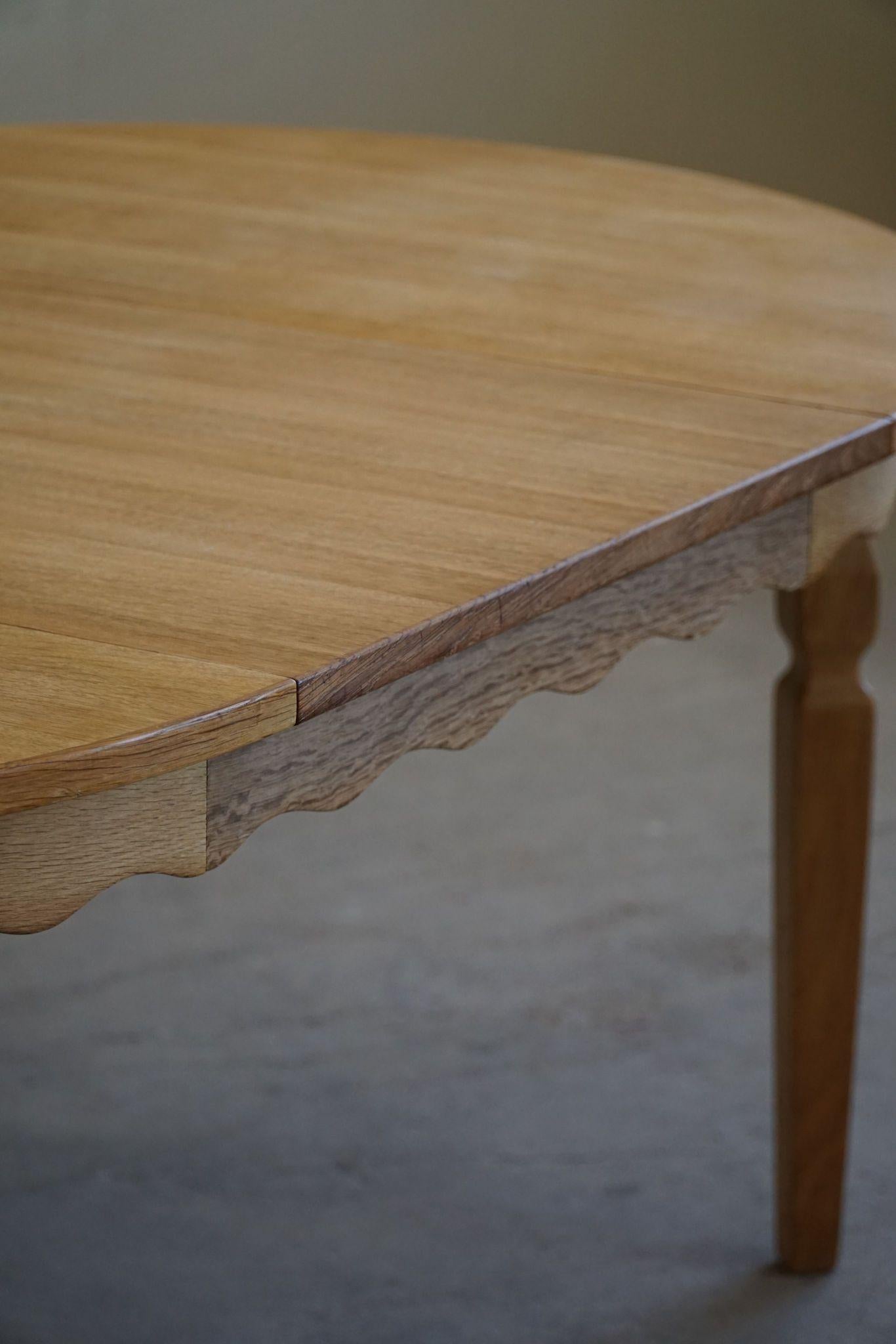 Danish Modern, Round Dining Table in Oak with Two Extensions, Mid Century, 1960s 5