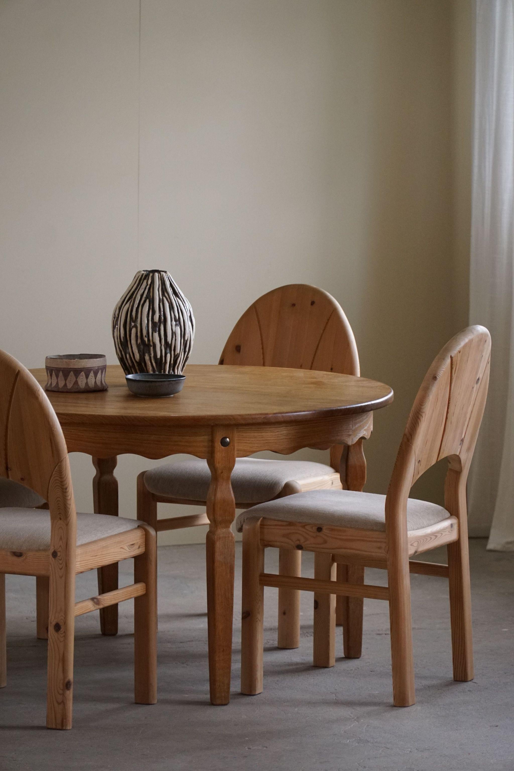 Table de salle à manger ronde danoise moderne en chêne avec deux rallonges, milieu de siècle, années 1960 en vente 4