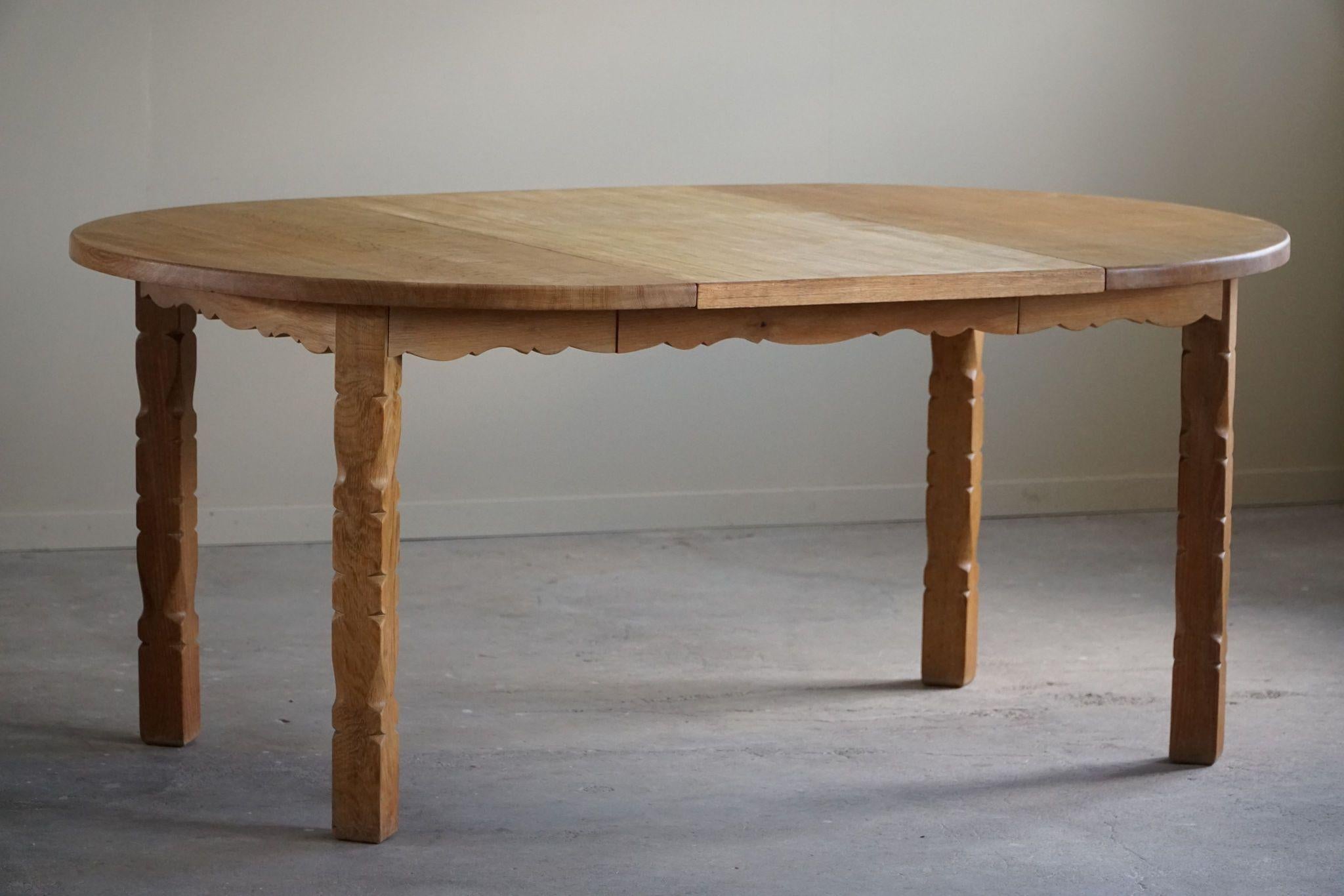 Danish Modern, Round Dining Table in Oak with Two Extensions, Mid Century, 1960s 9