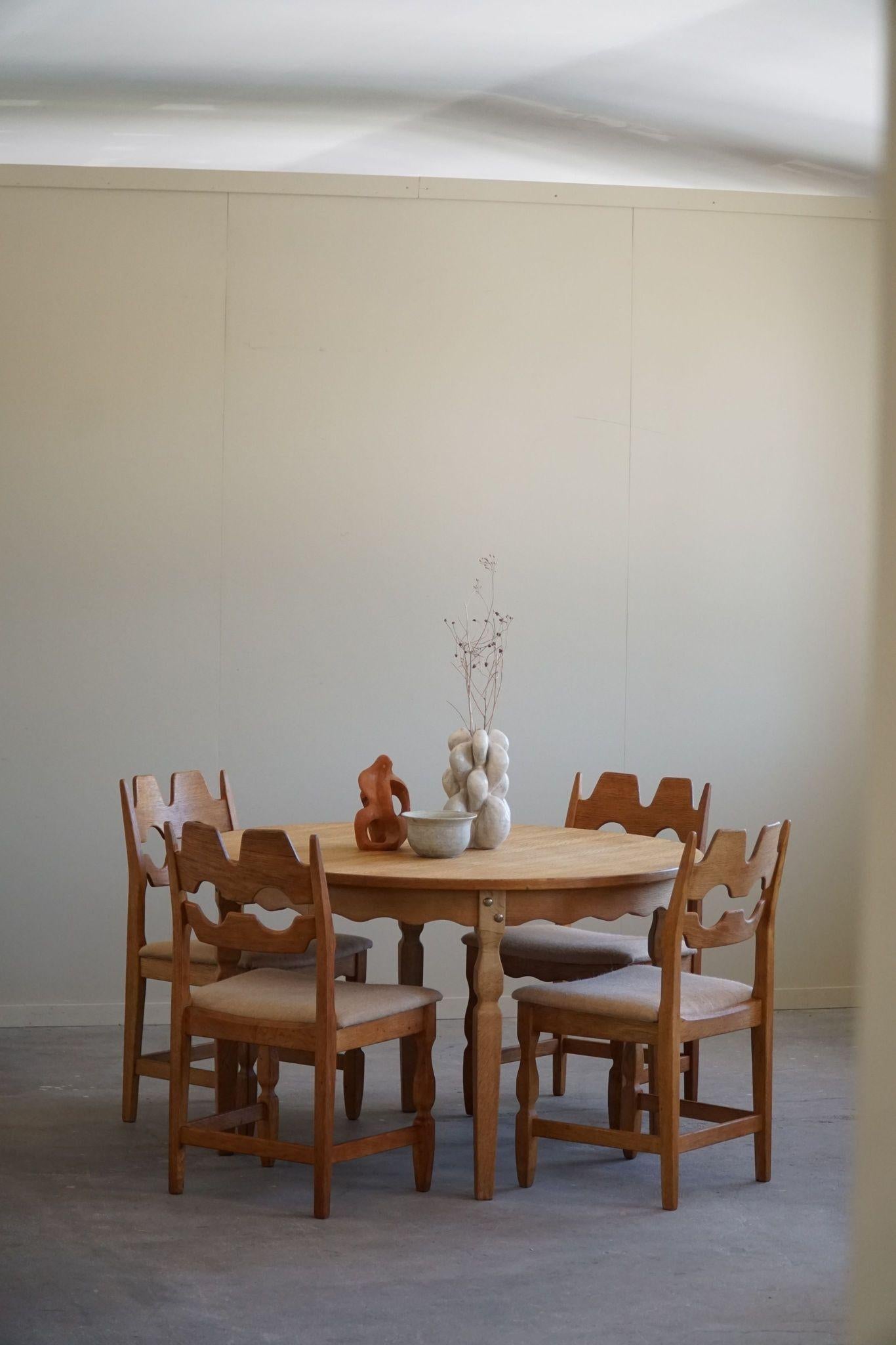 Mid-Century Modern Danish Modern, Round Dining Table in Oak with Two Extensions, Mid Century, 1960s