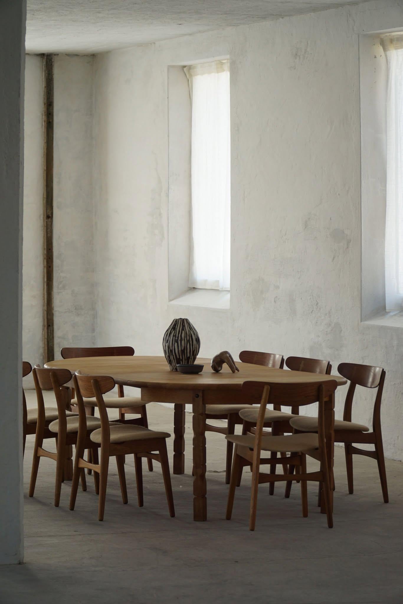 Danish Modern, Round Dining Table in Oak with Two Extensions, Mid Century, 1960s For Sale 1