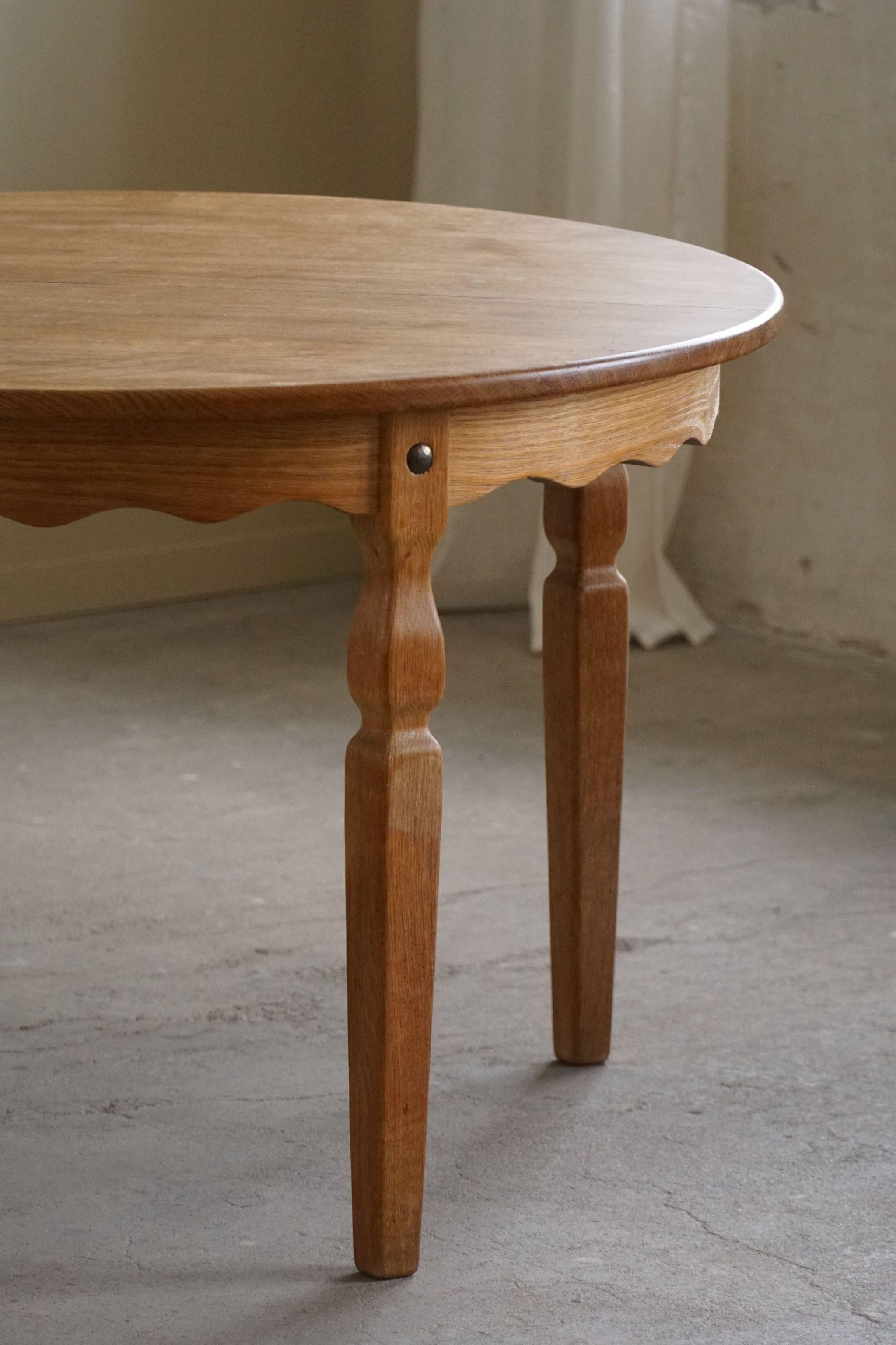 Danish Modern, Round Dining Table in Oak with Two Extensions, Mid Century, 1960s For Sale 3