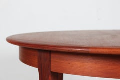 Danish Modern Round Dining Table of Teak with Leaves by Danish Cabinetmaker 70s