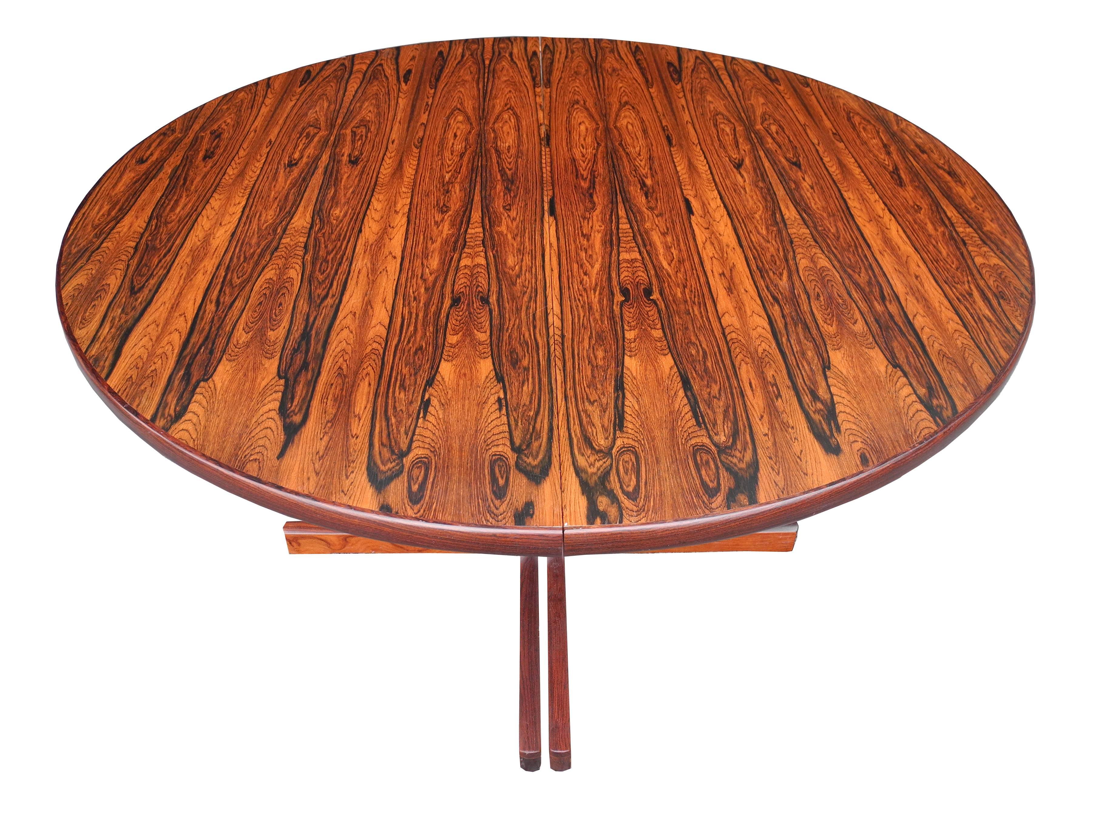 Danish Modern Round Rosewood Dining Table by Niels Otto Møller with Two Leaves 2