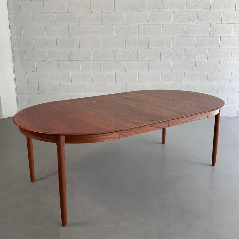 Danish Modern Round Teak Extension Dining Table at 1stDibs