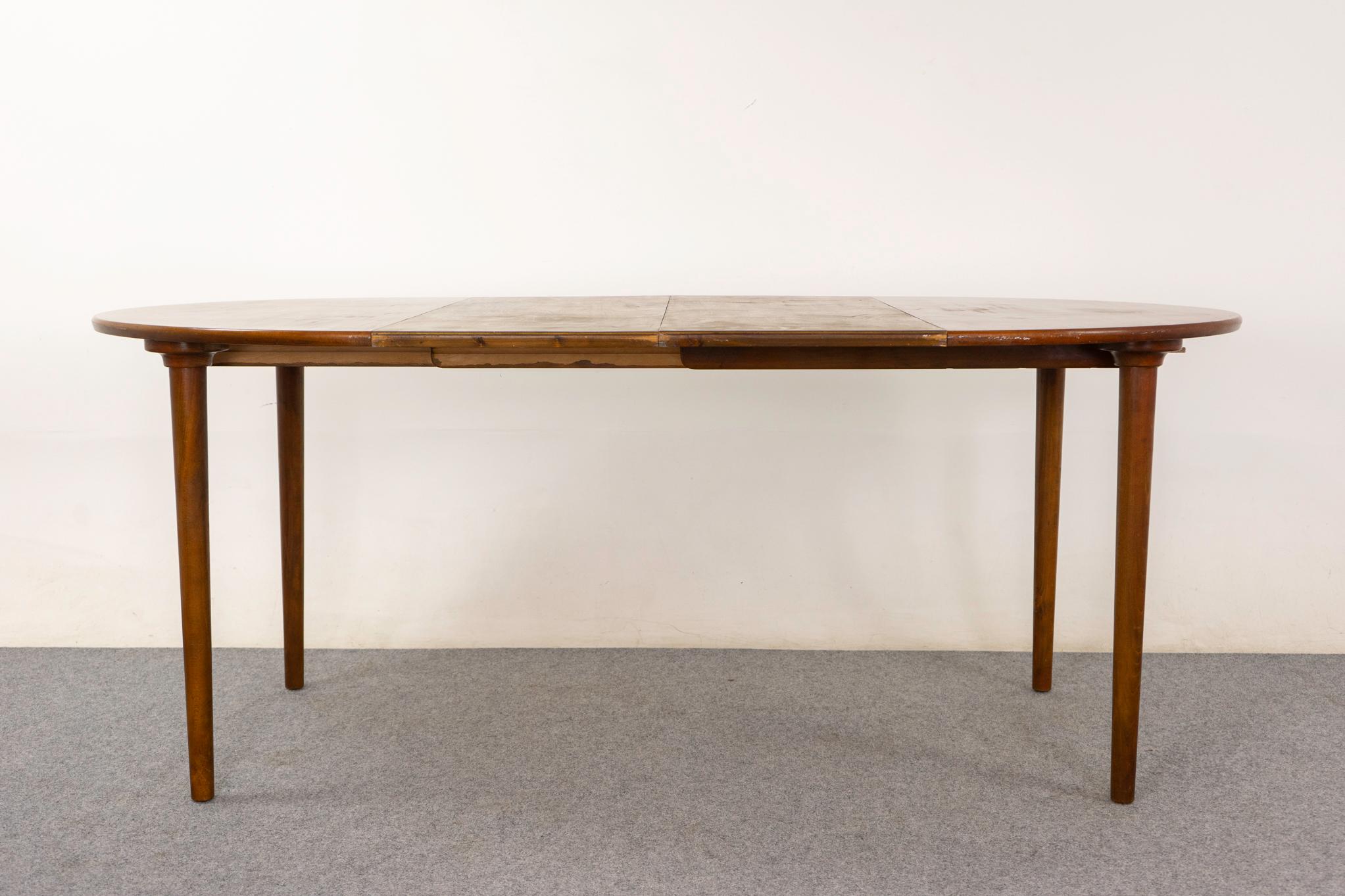 Danish Modern Round Walnut Dining Table For Sale 5