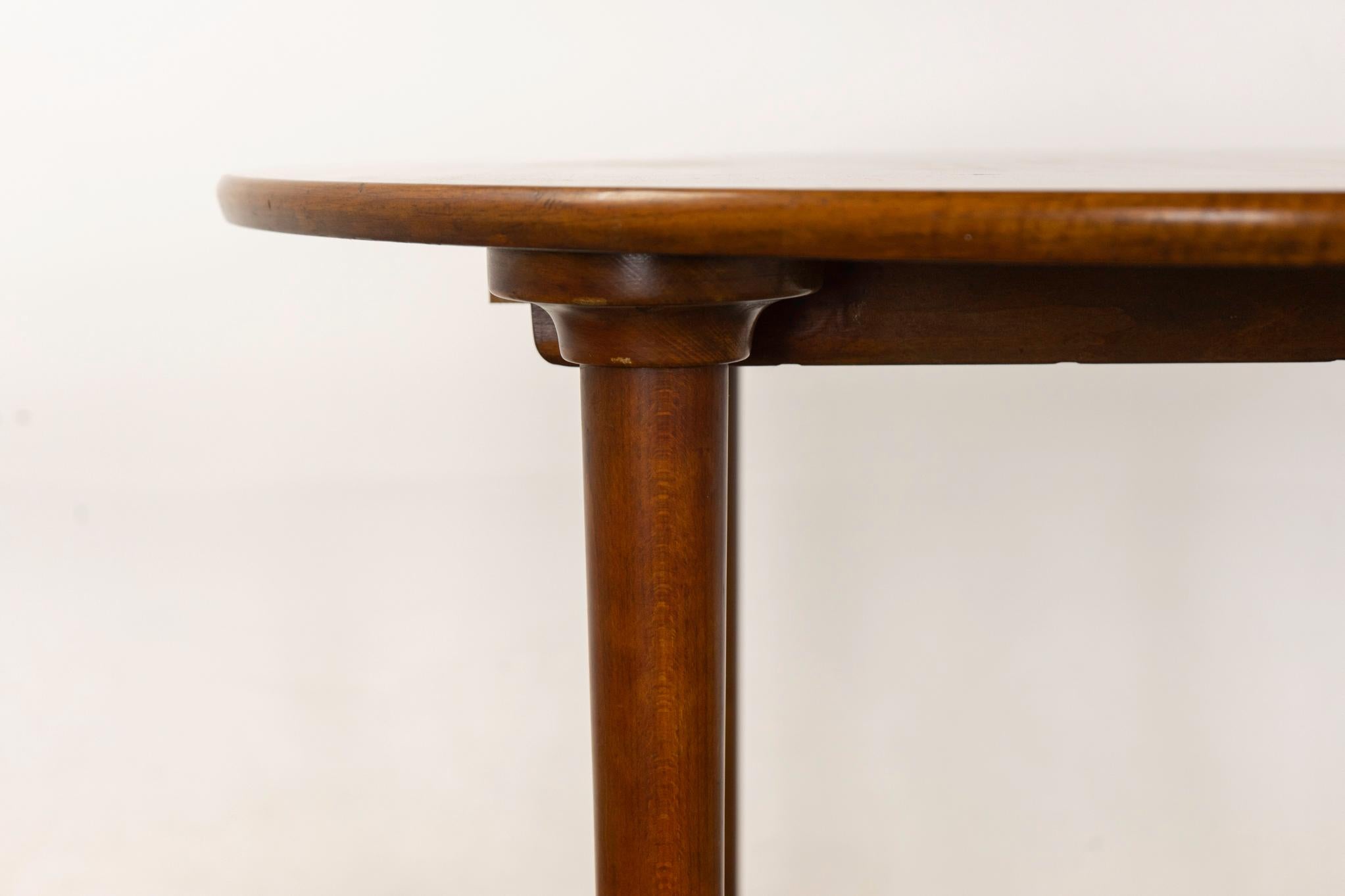 Scandinavian Modern Danish Modern Round Walnut Dining Table For Sale