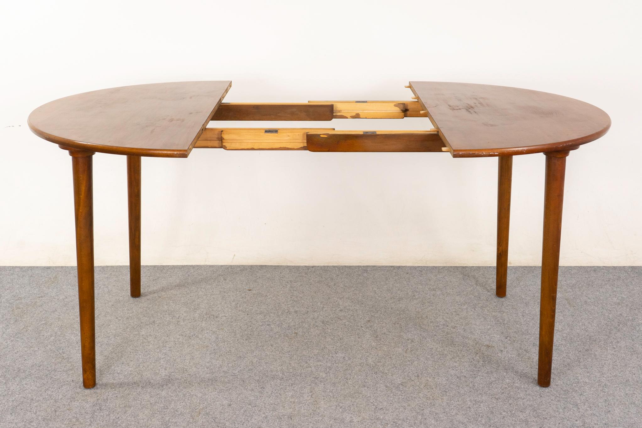 Danish Modern Round Walnut Dining Table For Sale 1
