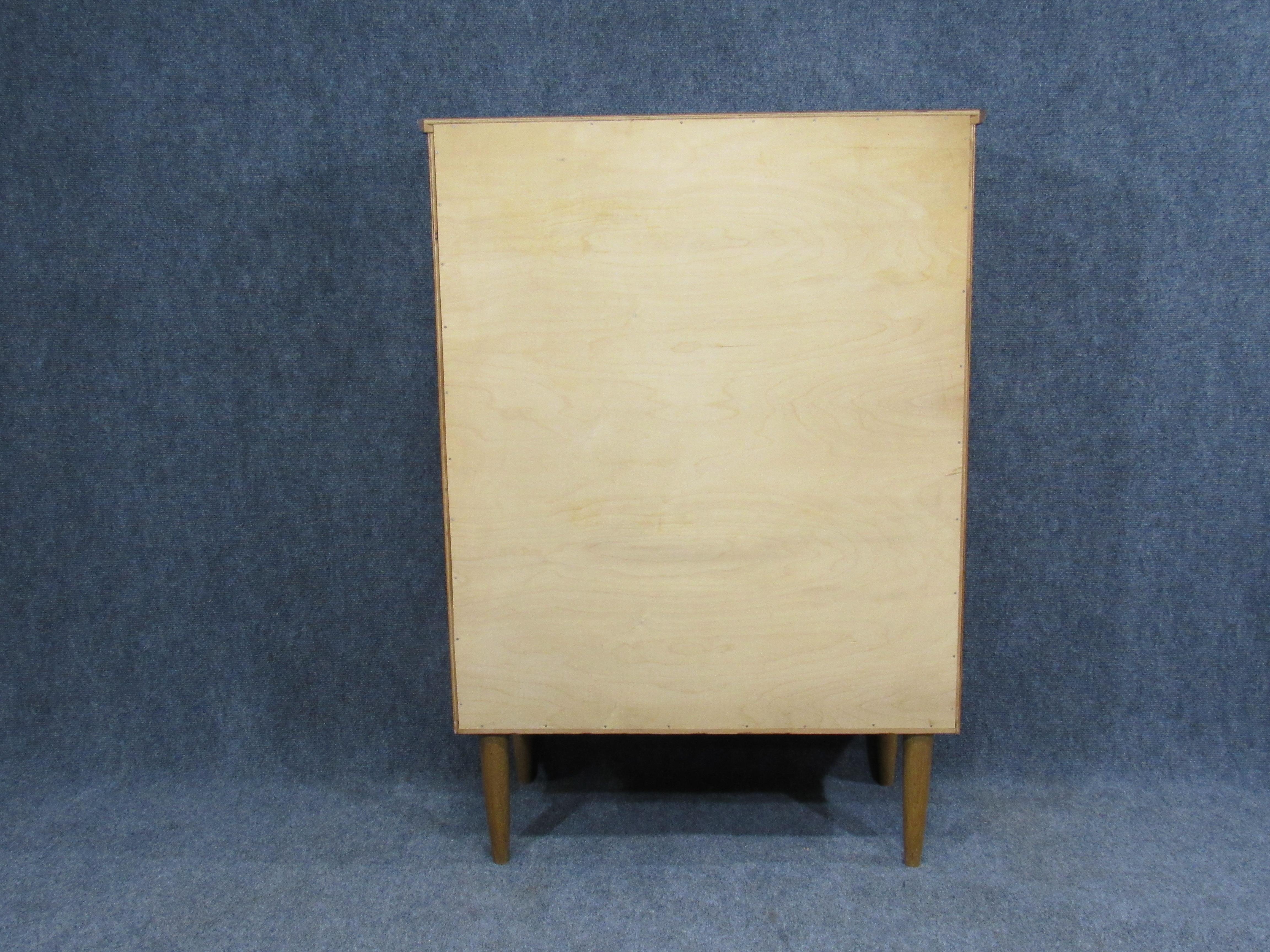 Danish Modern Rounded Front Teak Chest of Drawers with Drawer Lock Key In Good Condition In Belmont, MA