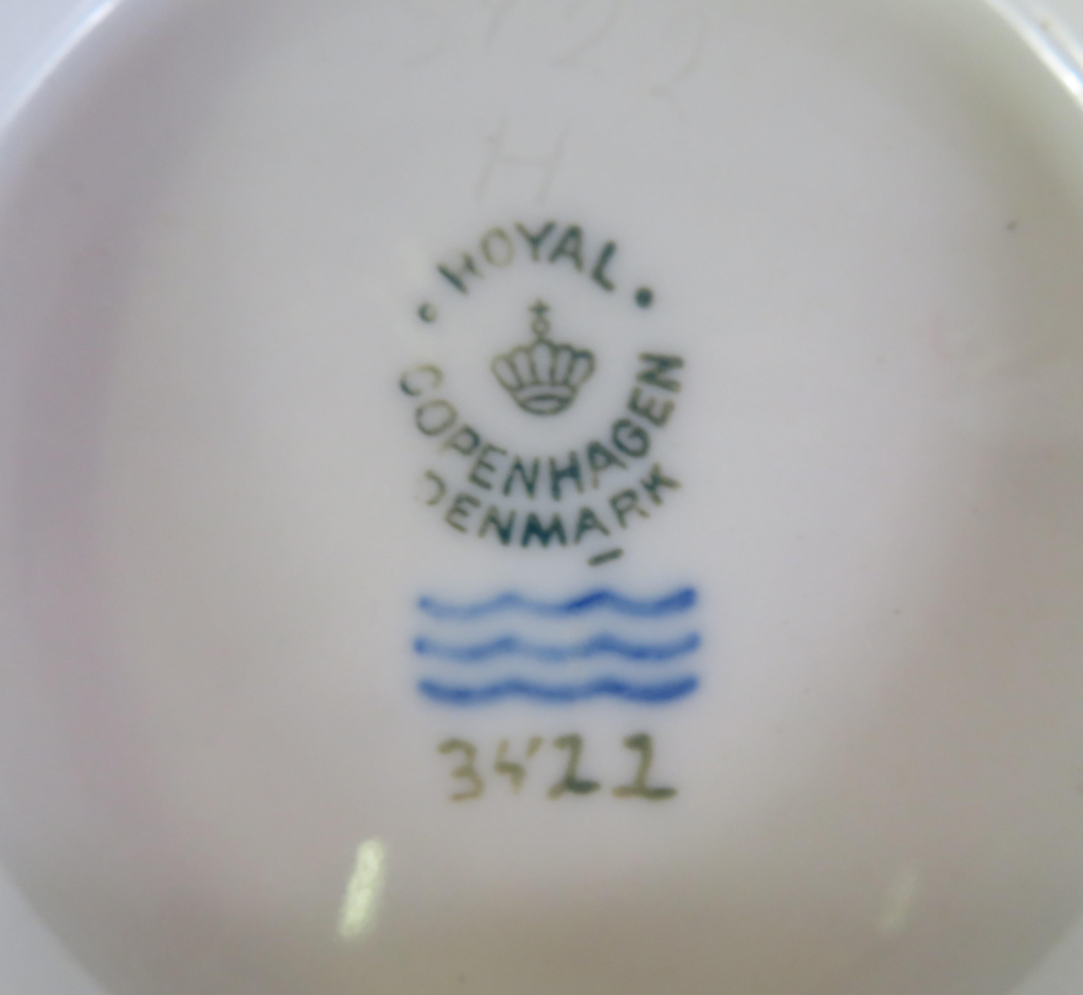 Mid-20th Century Danish Modern Royal Copenhagen Blanc De Chine Porcelain Bowl 1939 Hans H. Hansen For Sale