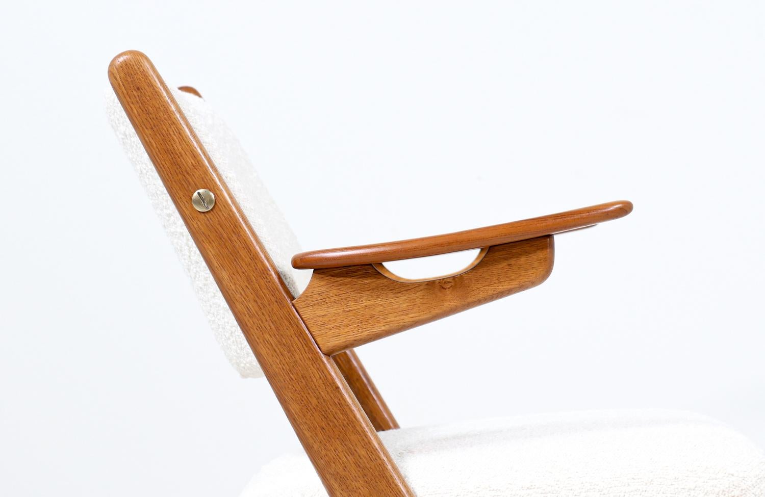 Dänischer moderner Sessel aus geformter Eiche und Teakholz von Arne-Hovmand Olsen im Angebot 4