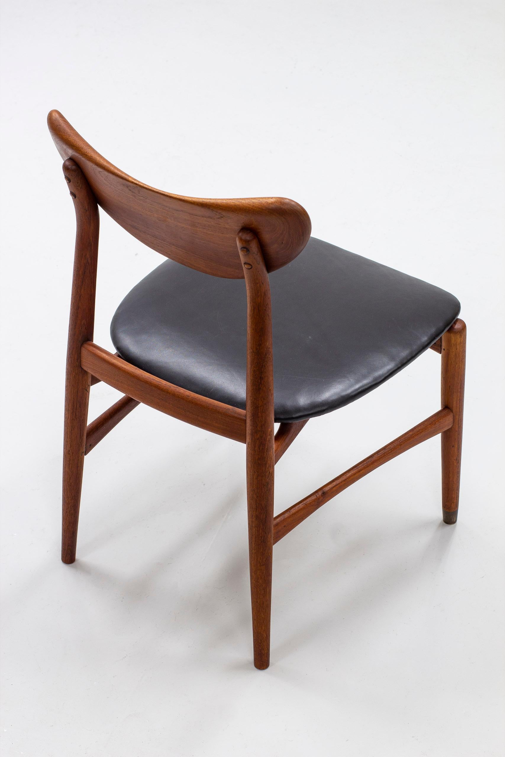 Scandinavian Modern Danish Modern Sculpted Side Chair in Teak by Cabinetmaker Oluf Jensen, 50s