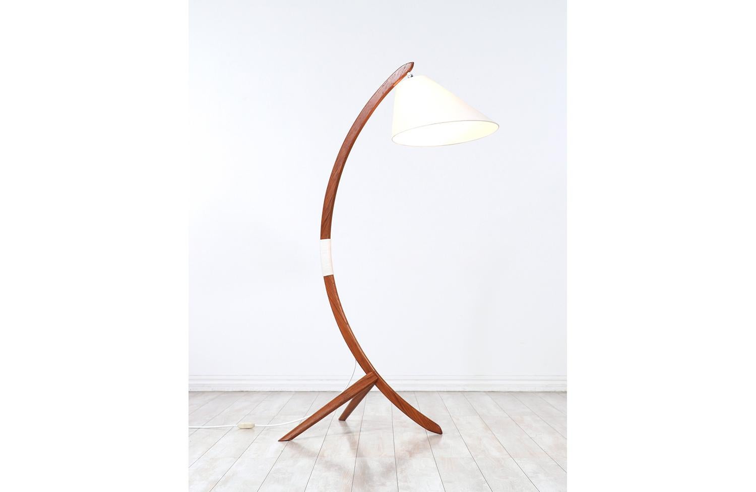 Mid-Century Modern Expertly Restored - Danish Modern Sculpted Teak Arch Tripod Floor Lamp