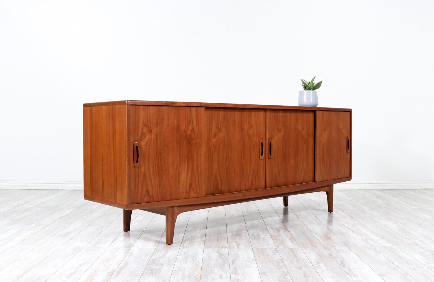 Wood Danish Modern Sculpted Teak Credenza by H.P. Hansen