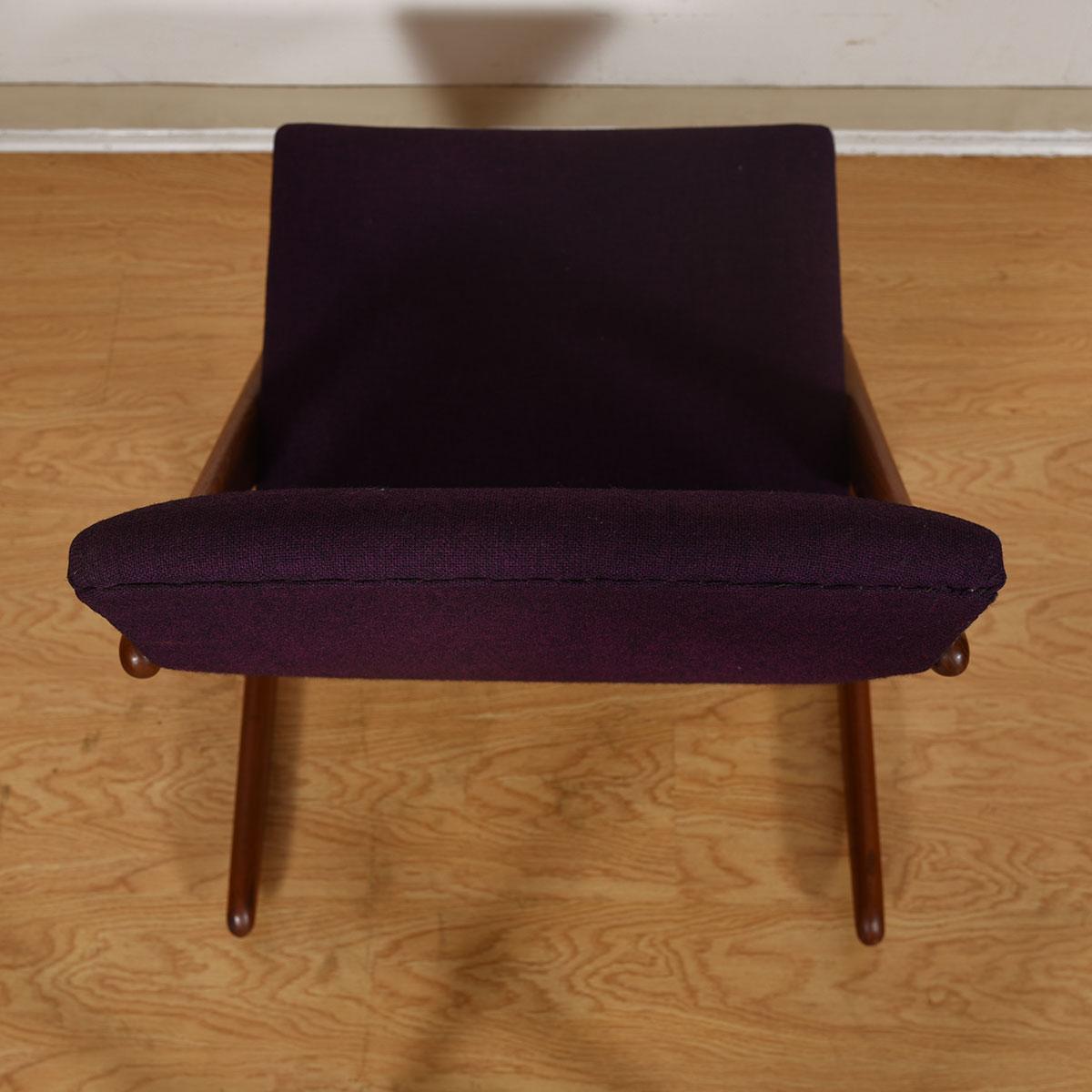 20ième siècle Rocker danois moderne en teck sculpté en vente