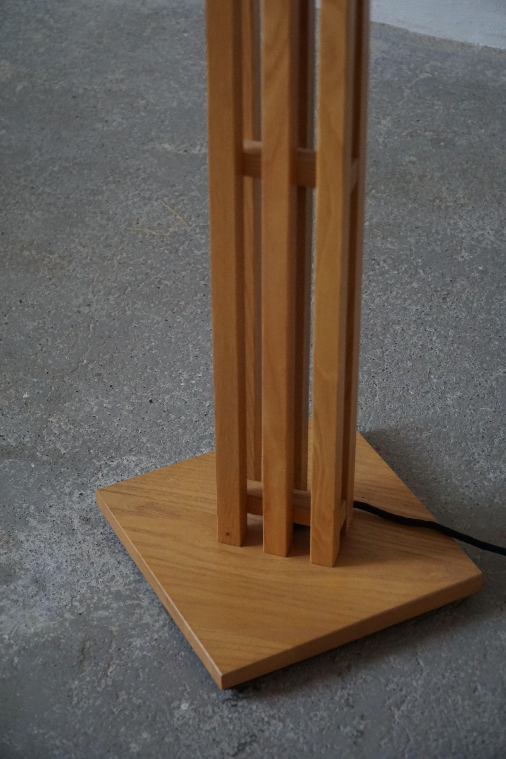 Danish Modern Sculptural Floor Lamp in Solid Pine, Made by Domus, 1970s In Good Condition In Odense, DK
