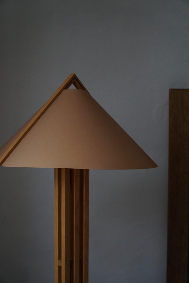 Danish Modern Sculptural Floor Lamp in Solid Pine, Made by Domus, 1970s