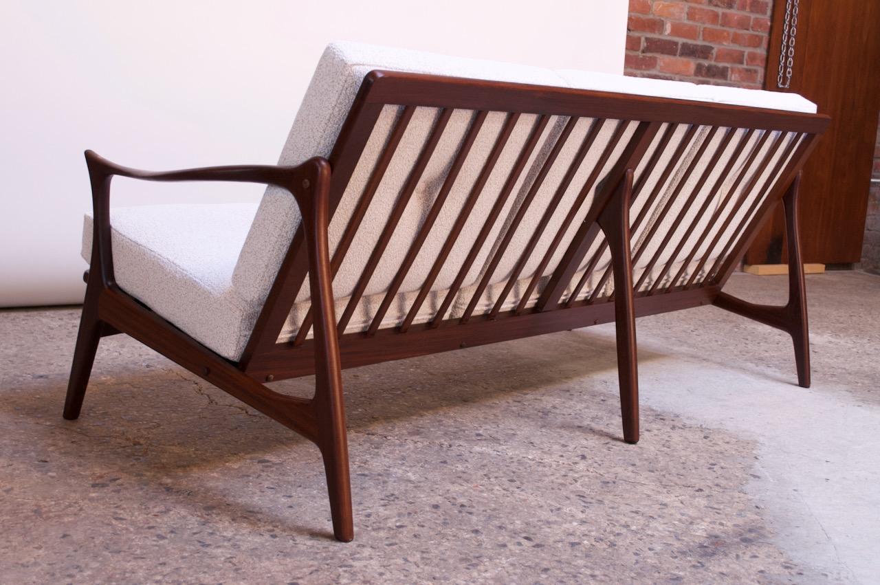 Danish Modern Sculptural Rosewood Sofa with Slat-Back Construction In Good Condition In Brooklyn, NY